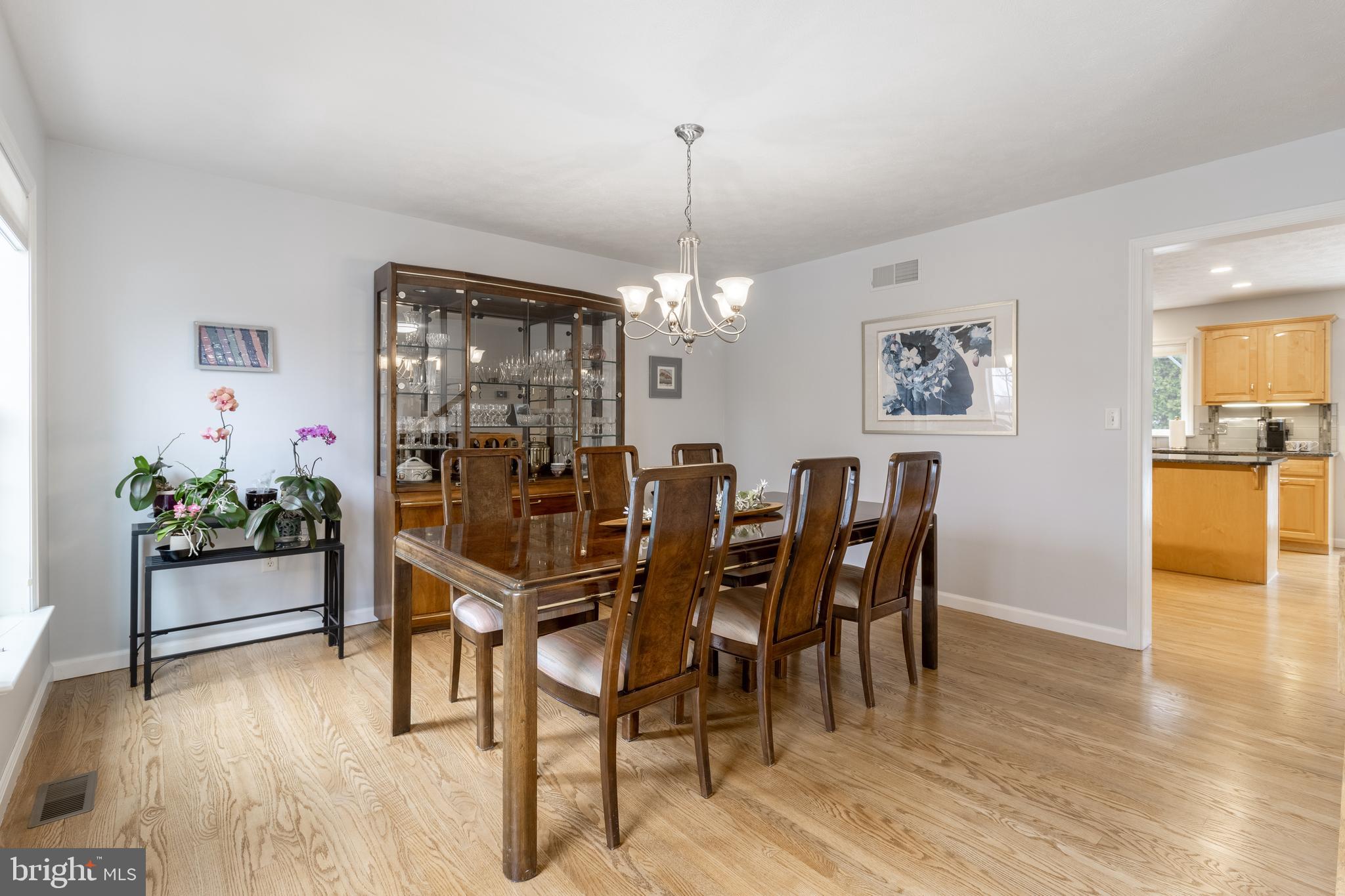 OAK POINTE - Residential