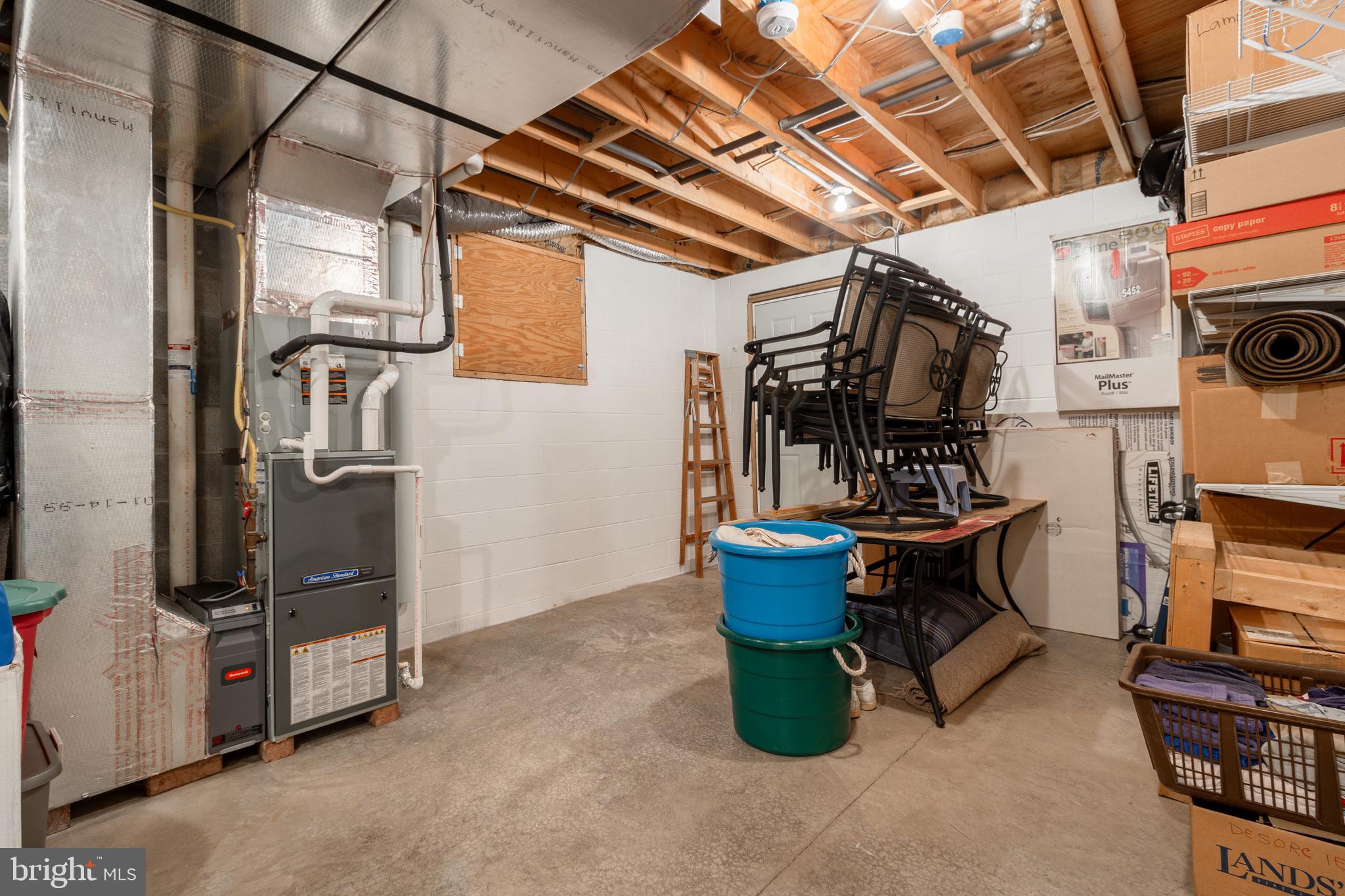 OAK POINTE - Residential