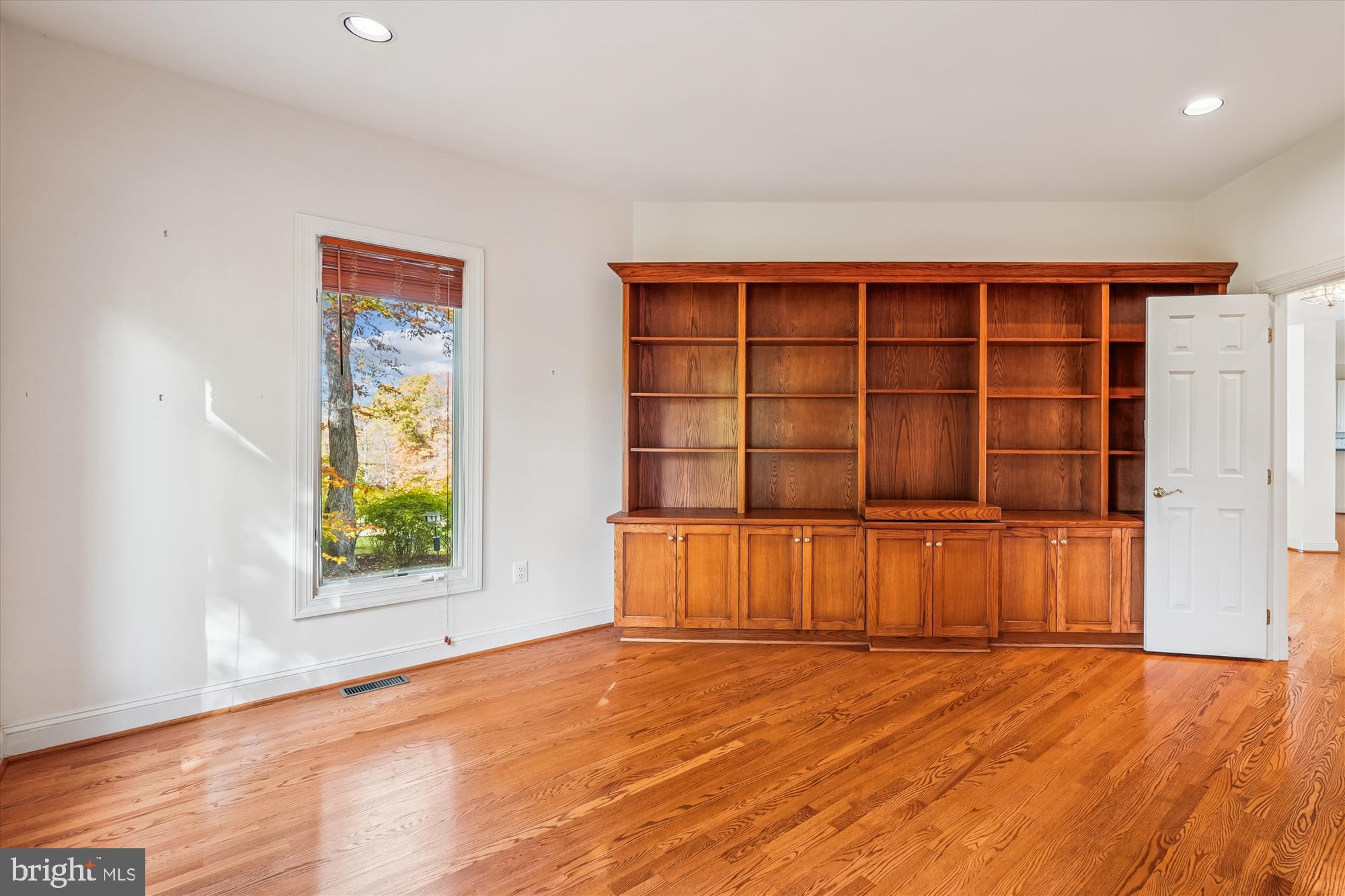 CASCADES ESTATES - Residential