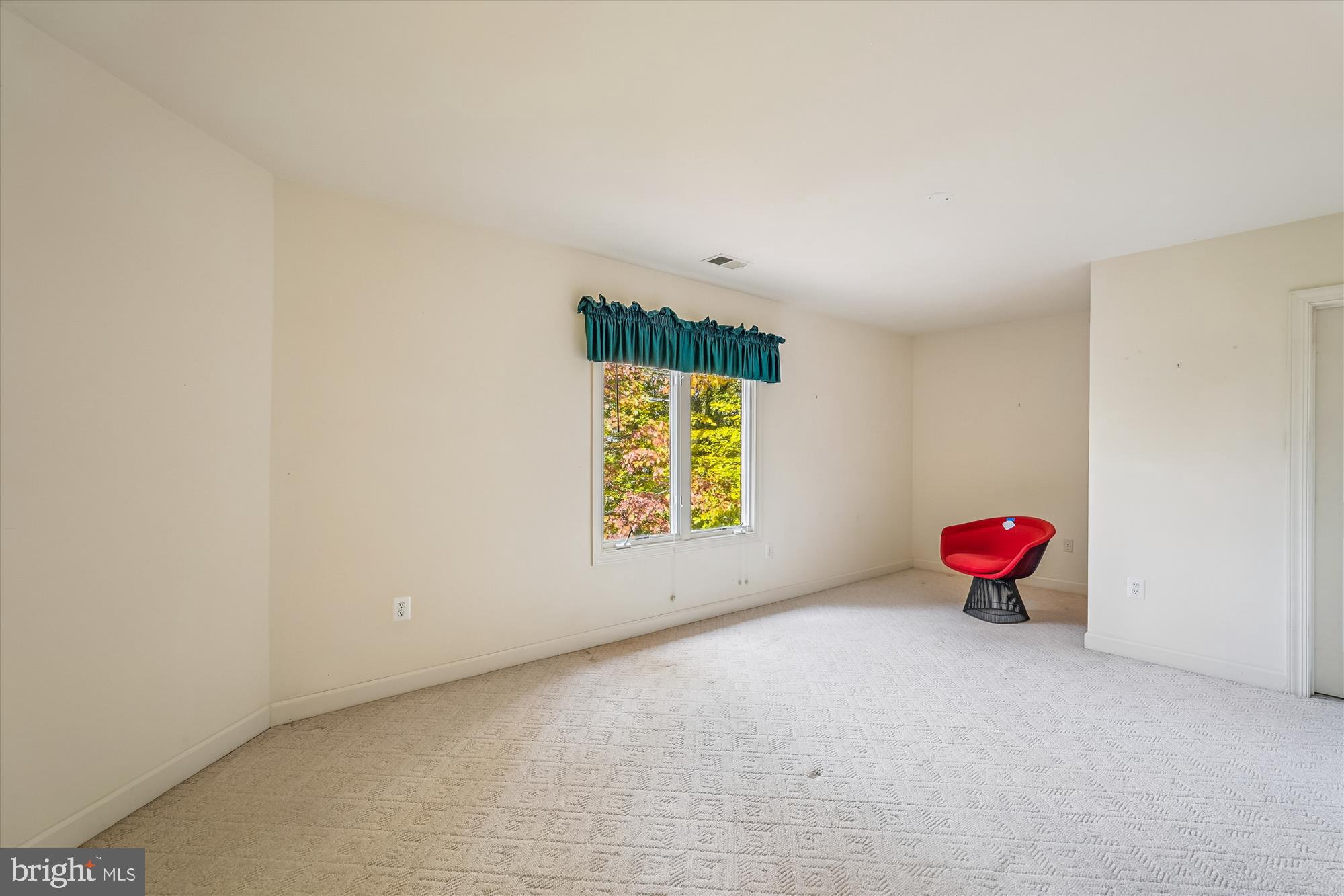 CASCADES ESTATES - Residential