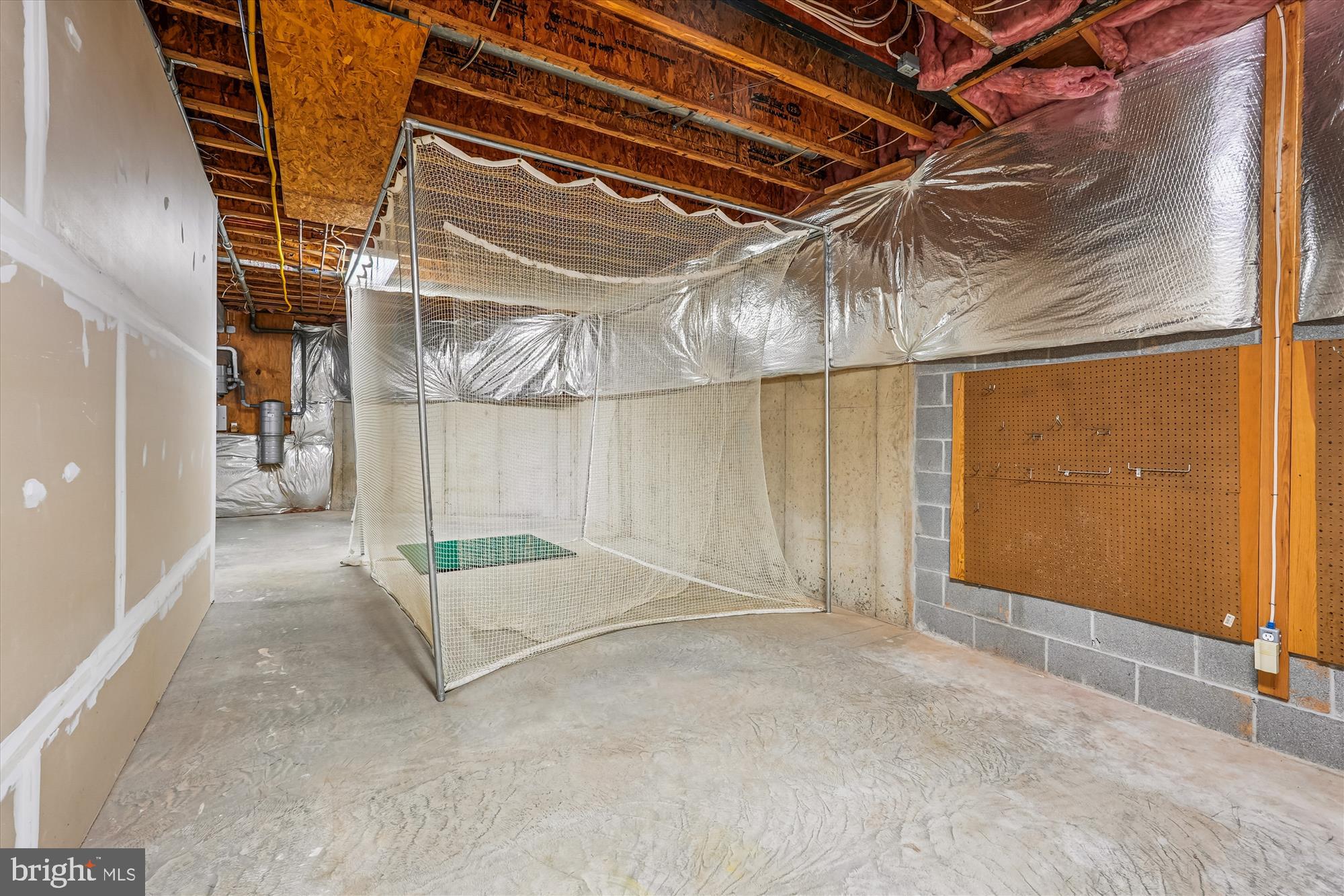 CASCADES ESTATES - Residential