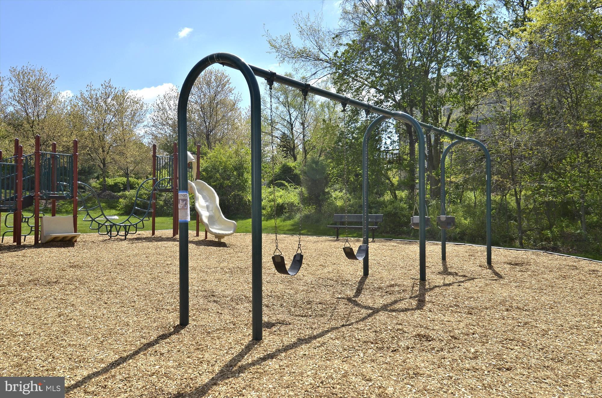 CASCADES ESTATES - Residential