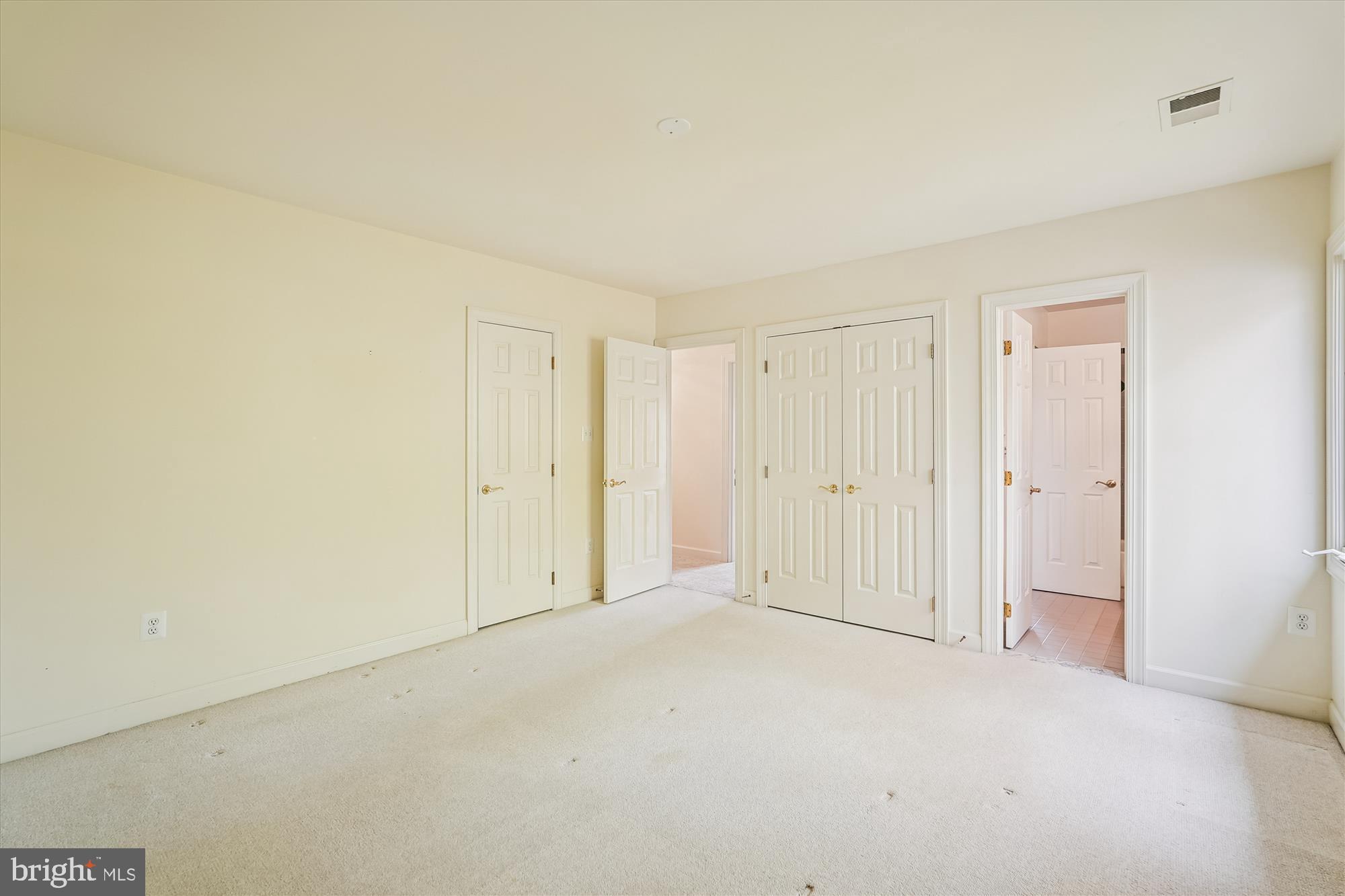 CASCADES ESTATES - Residential