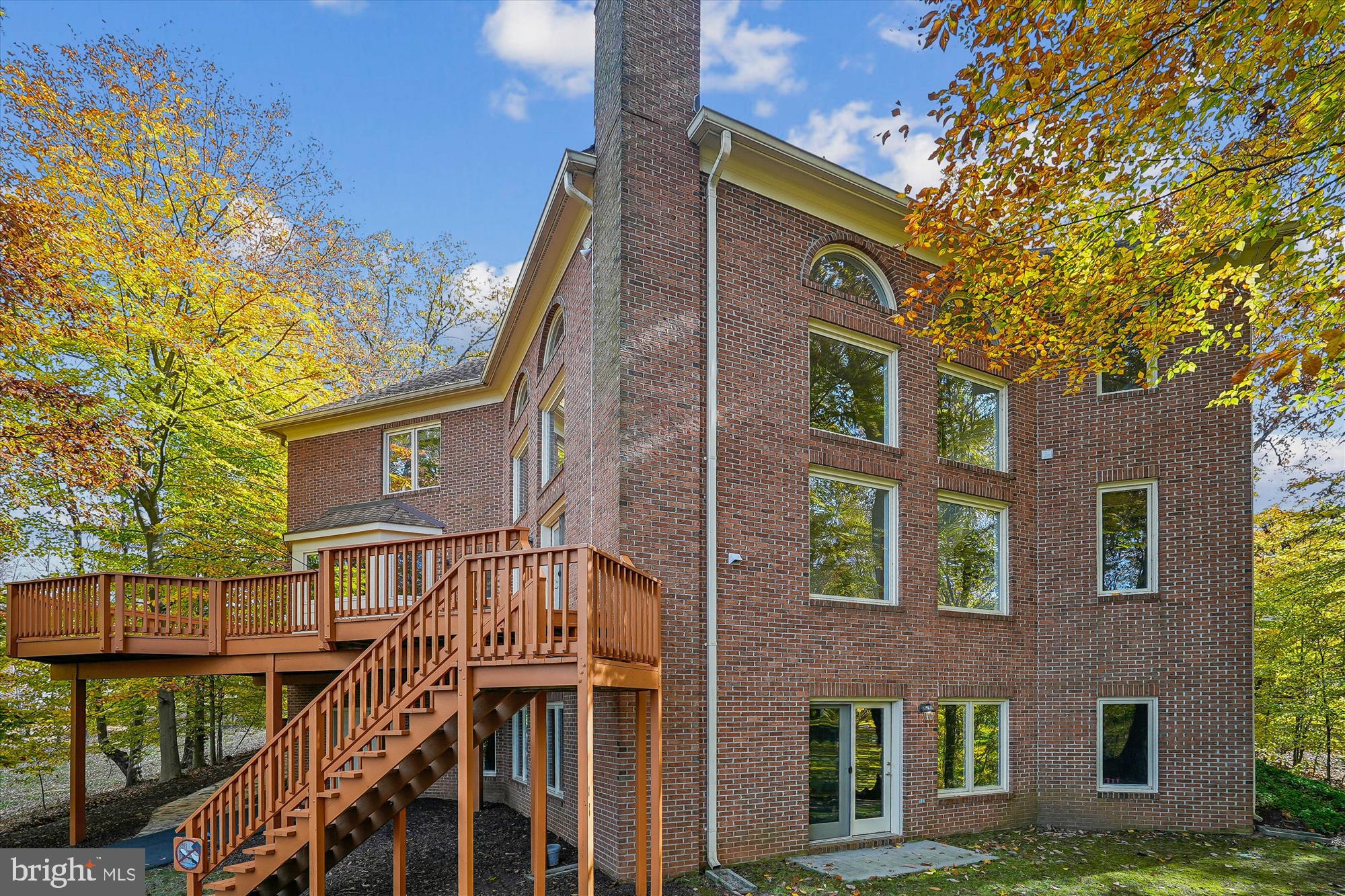 CASCADES ESTATES - Residential