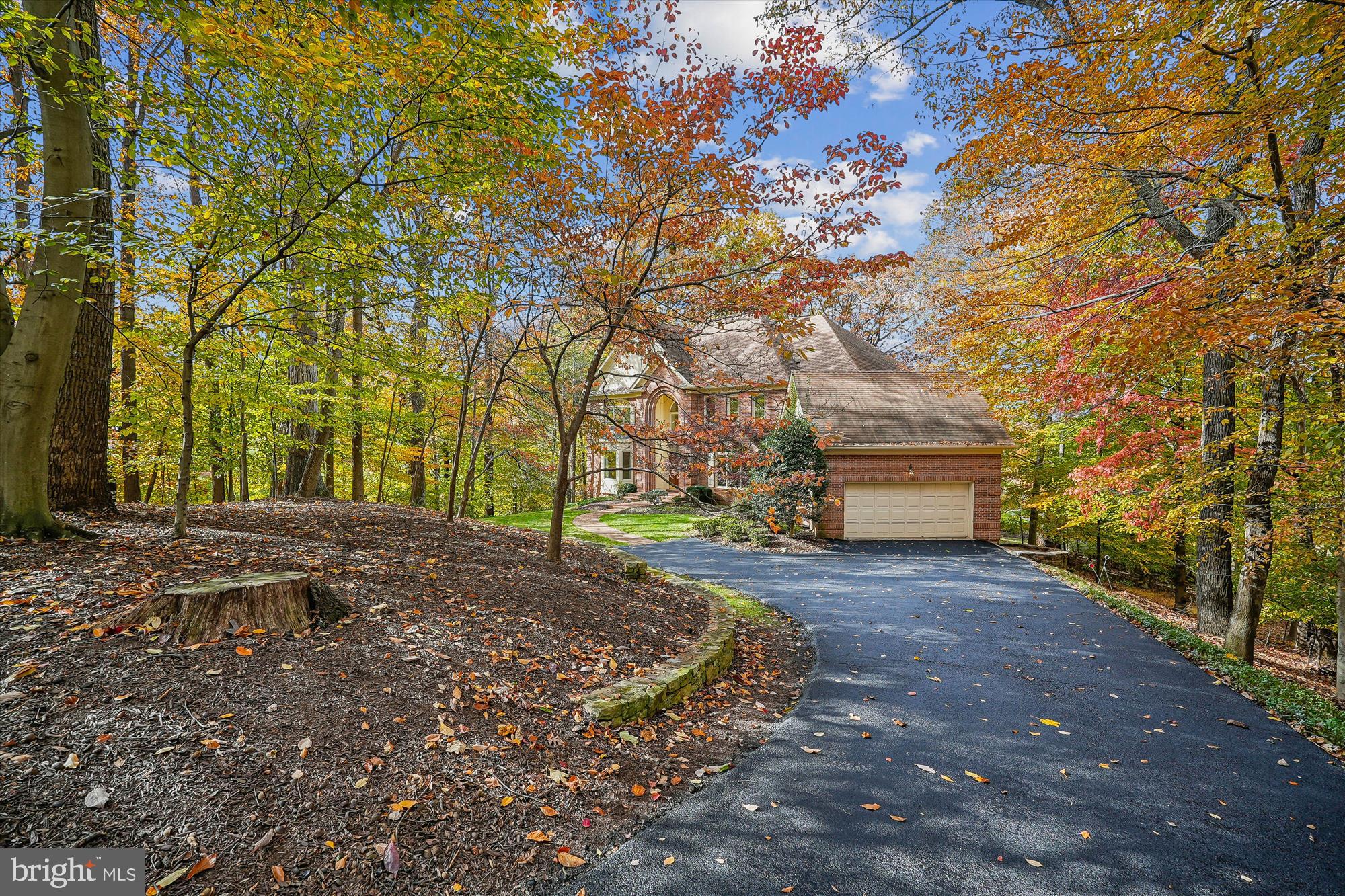 CASCADES ESTATES - Residential
