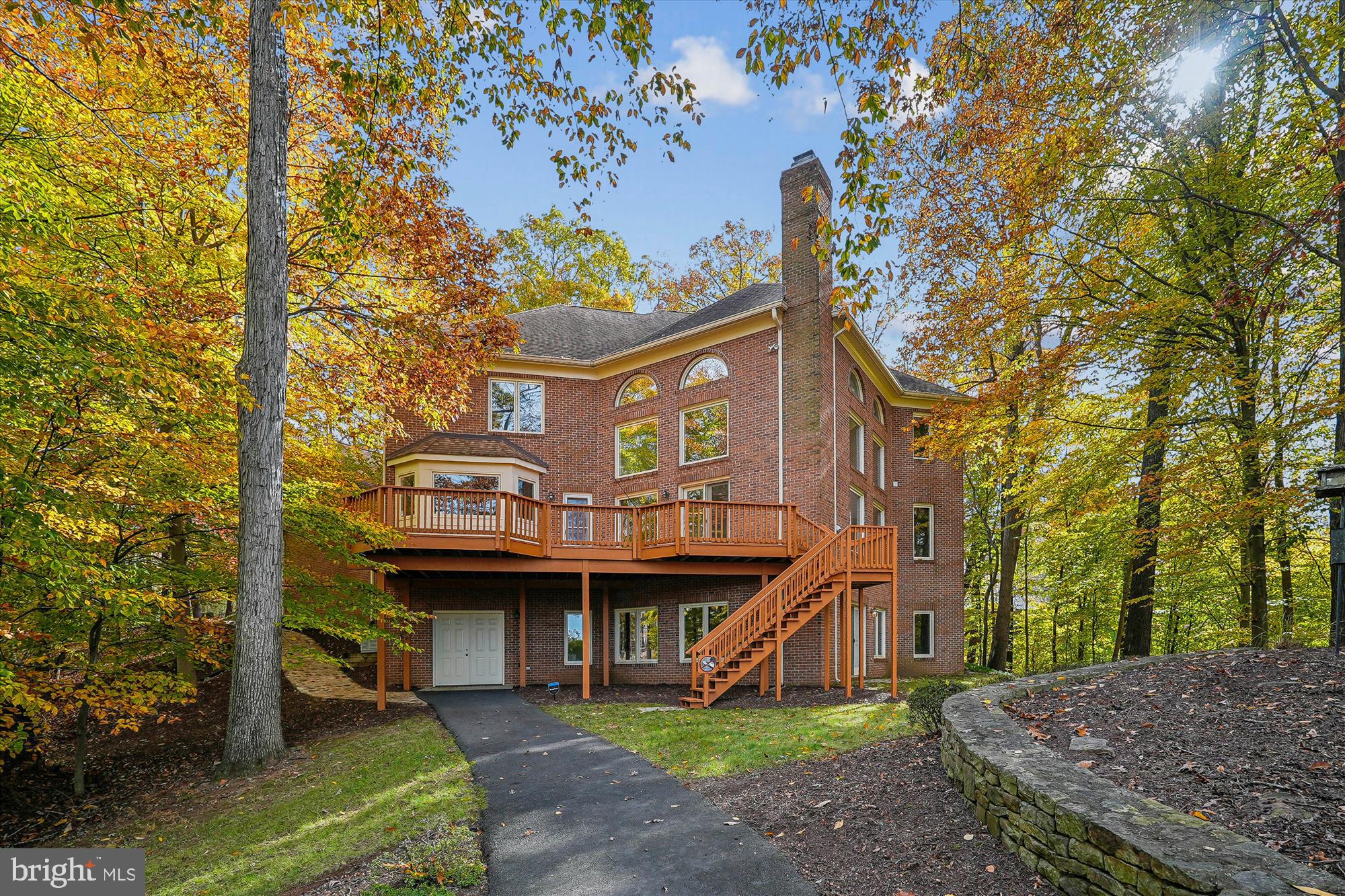 CASCADES ESTATES - Residential