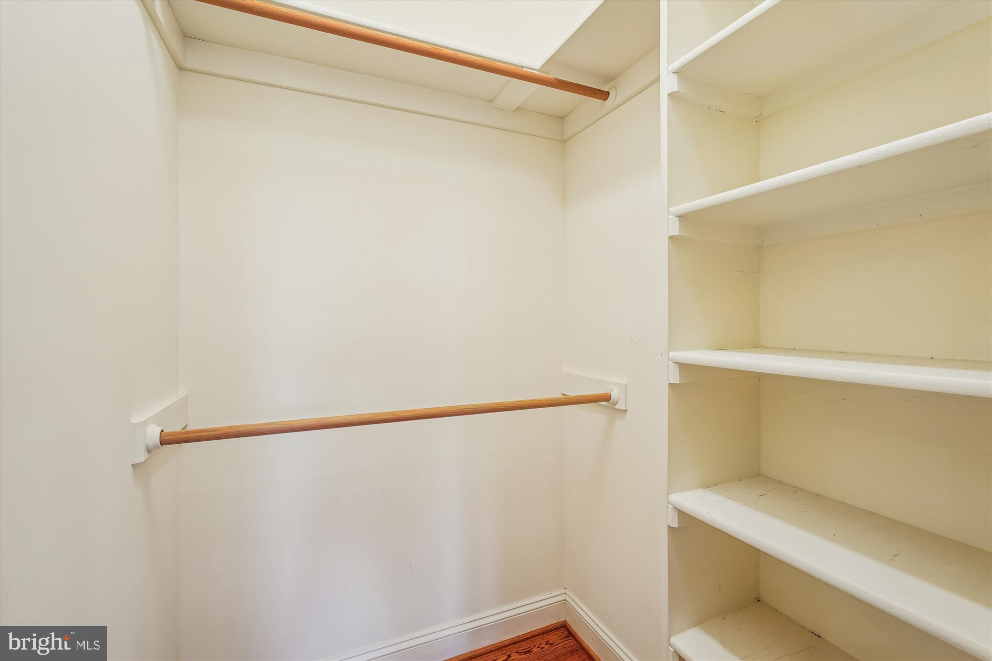 CASCADES ESTATES - Residential