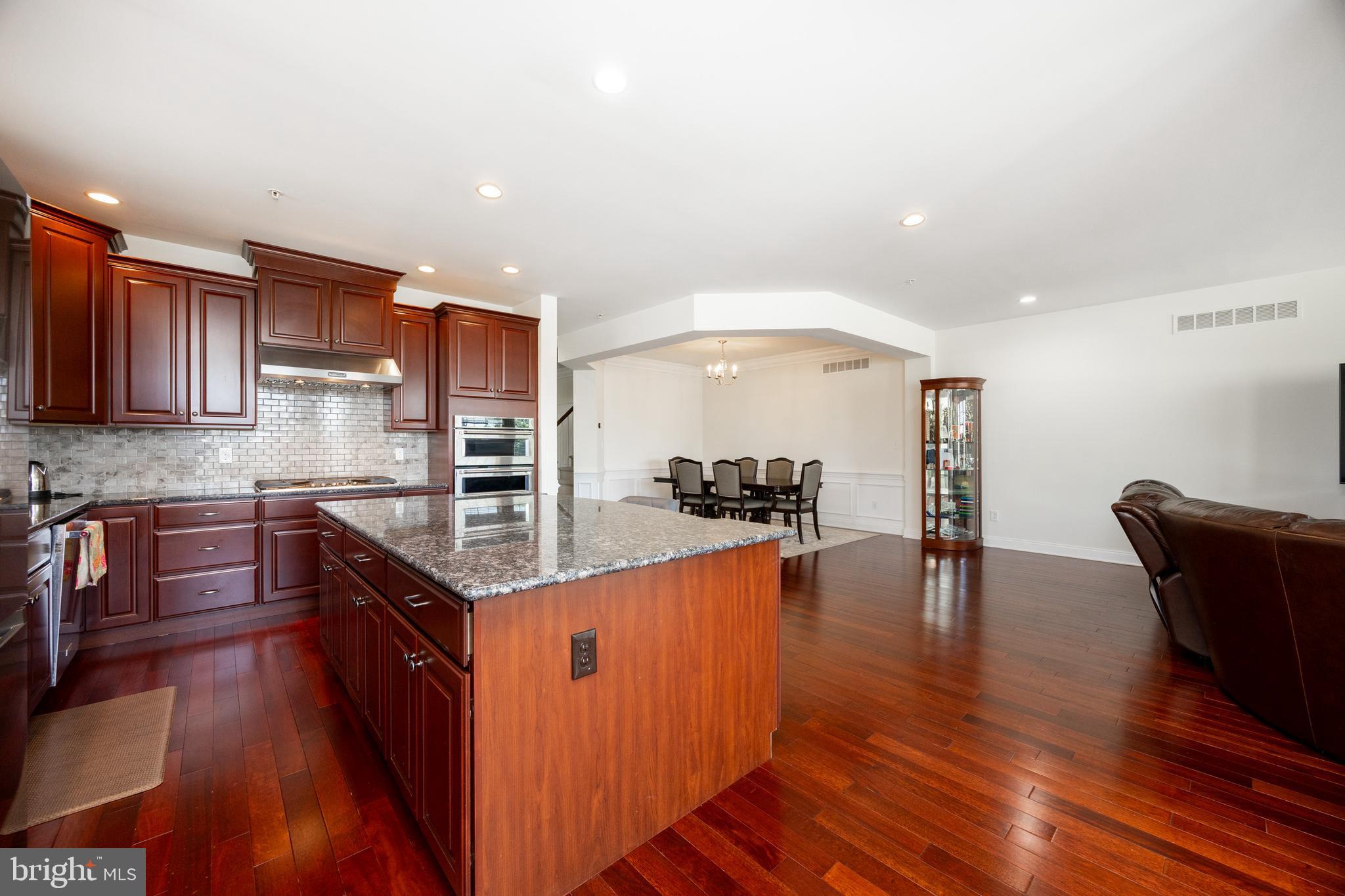 WHITE SPRINGS AT PROVIDENCE - Residential