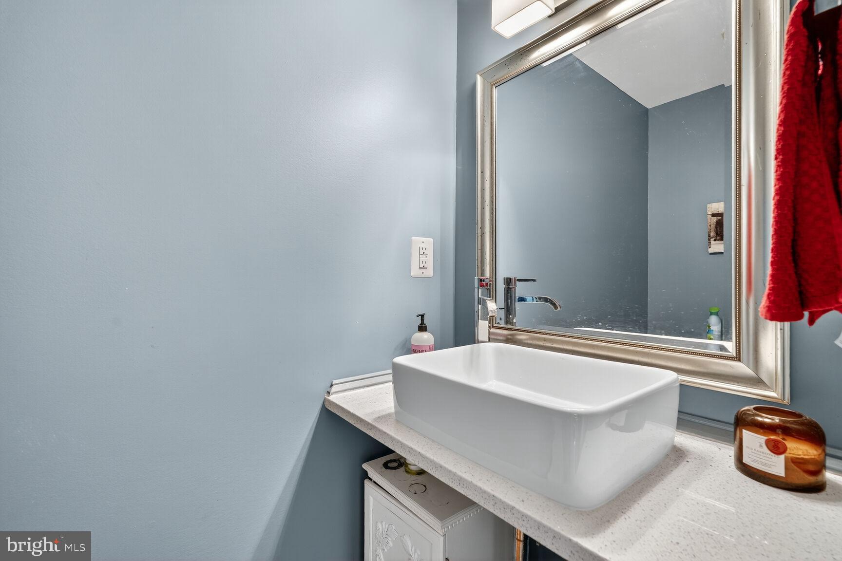 KENSINGTON ESTATES - Residential