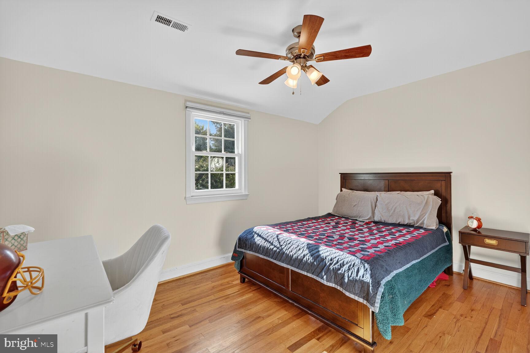 KENSINGTON ESTATES - Residential