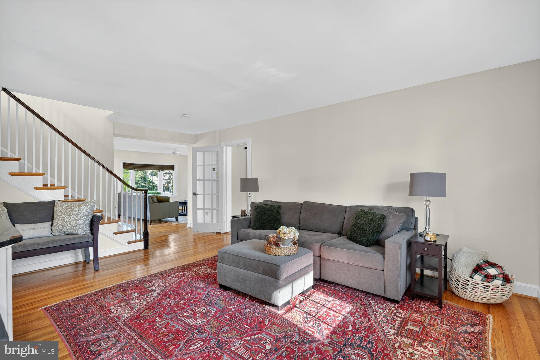 KENSINGTON ESTATES - Residential