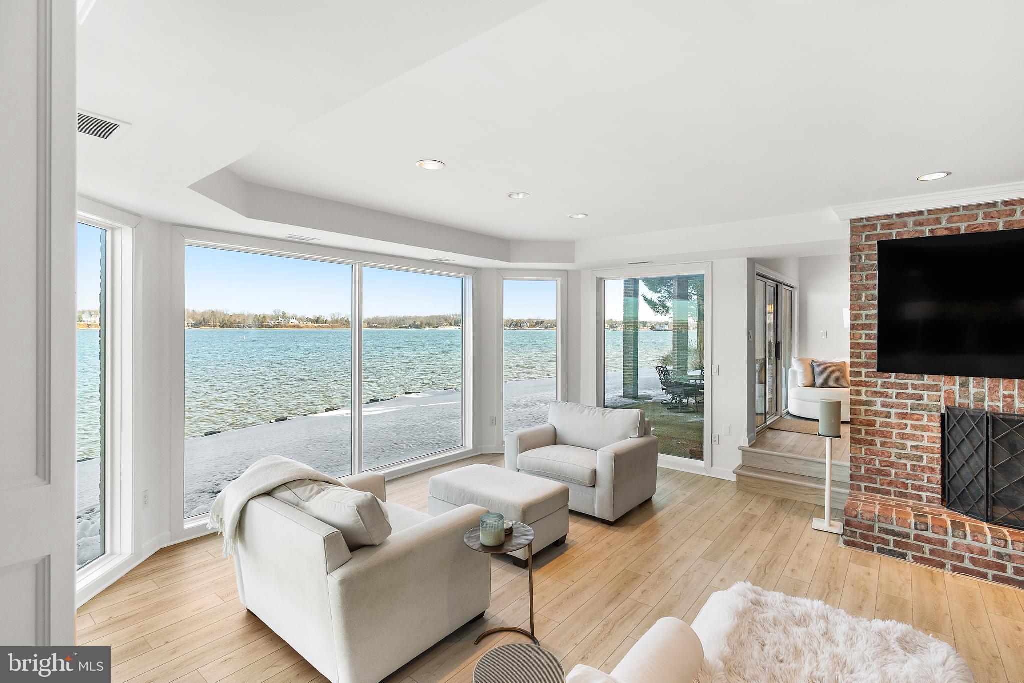 SOUTH RIVER LANDING - Residential