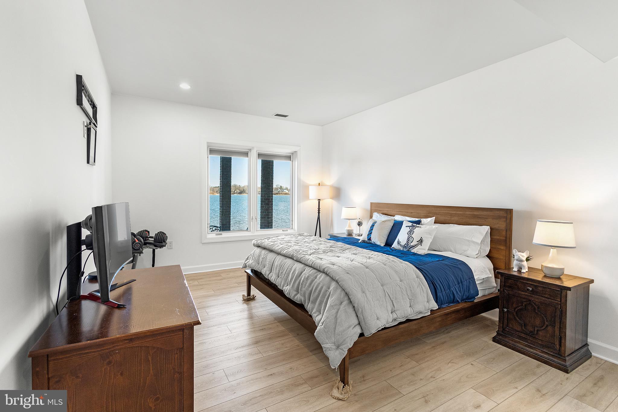 SOUTH RIVER LANDING - Residential