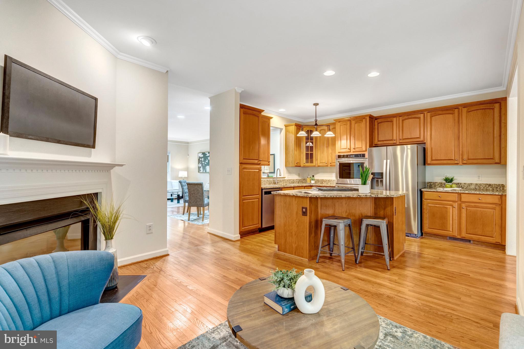 FAIRFAX CENTER - Residential