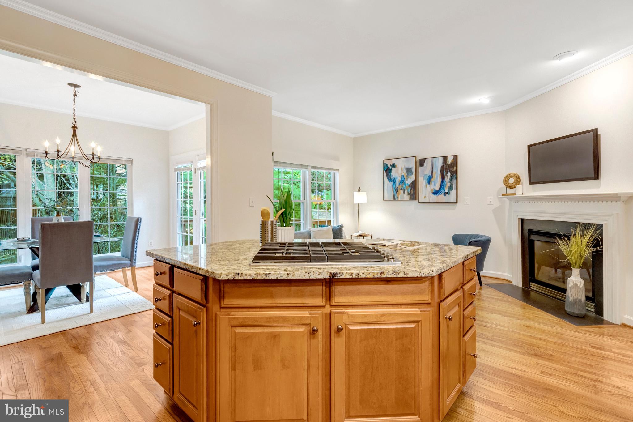 FAIRFAX CENTER - Residential