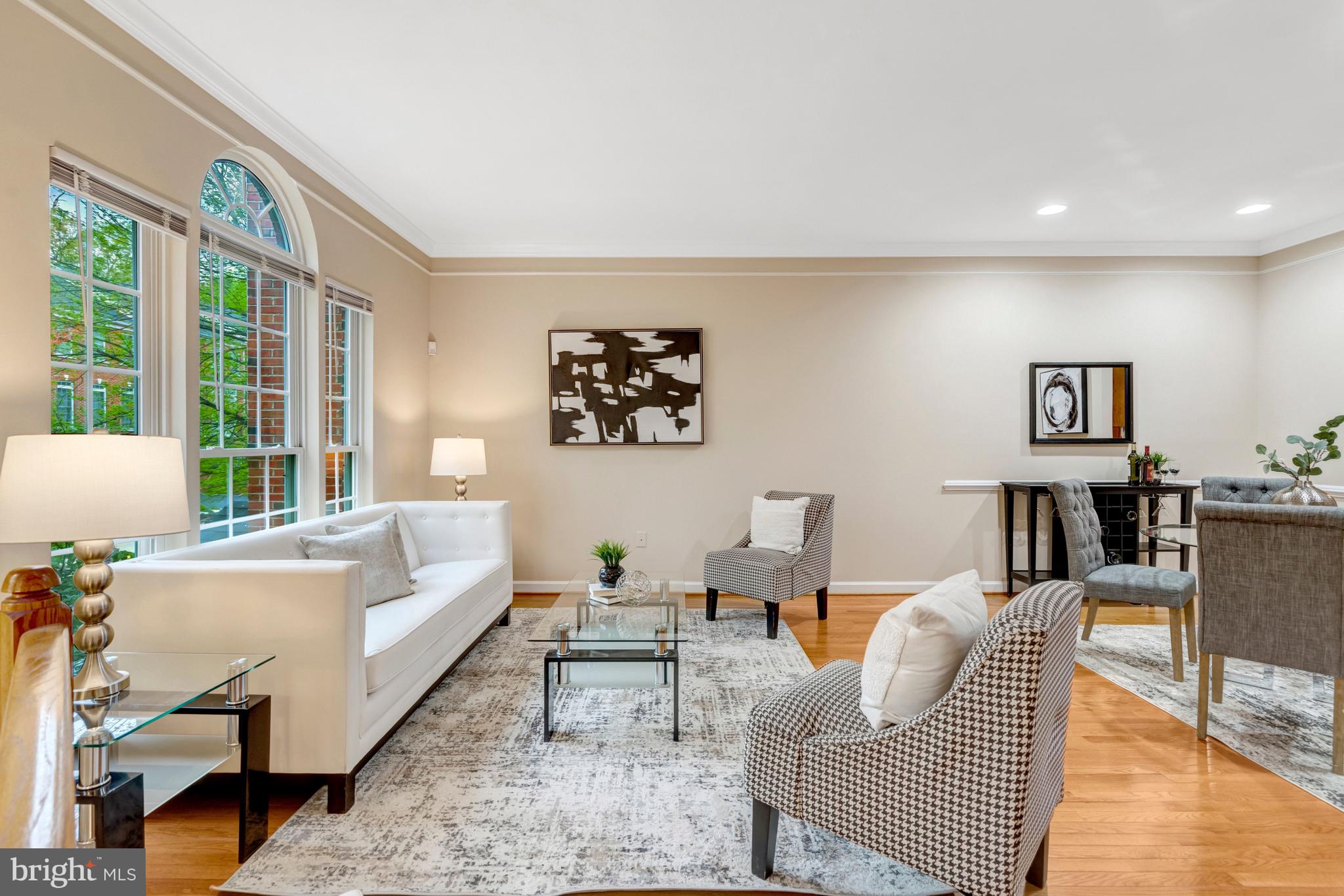 FAIRFAX CENTER - Residential