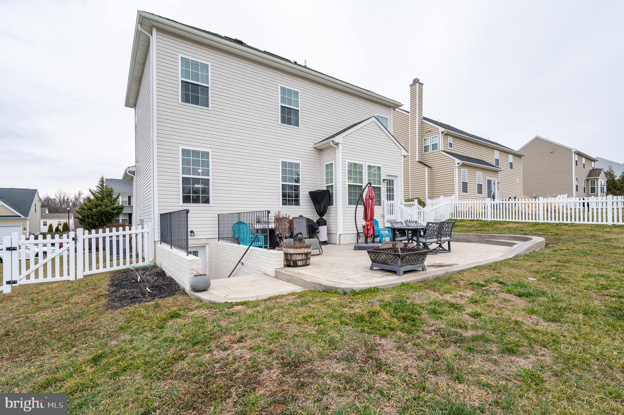 SPRUCE HILL NORTH - Residential Lease