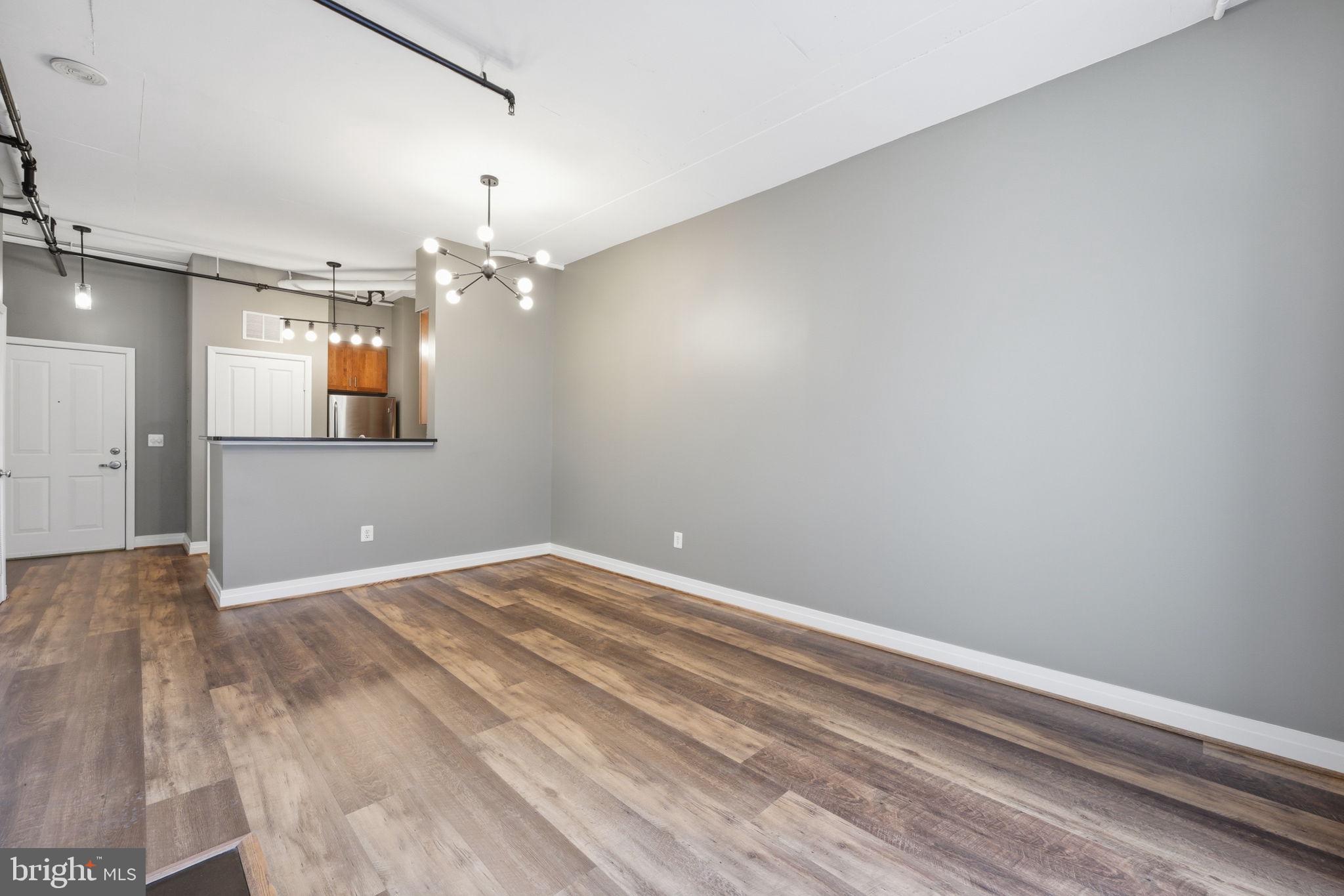 1205 N GARFIELD STREET 411