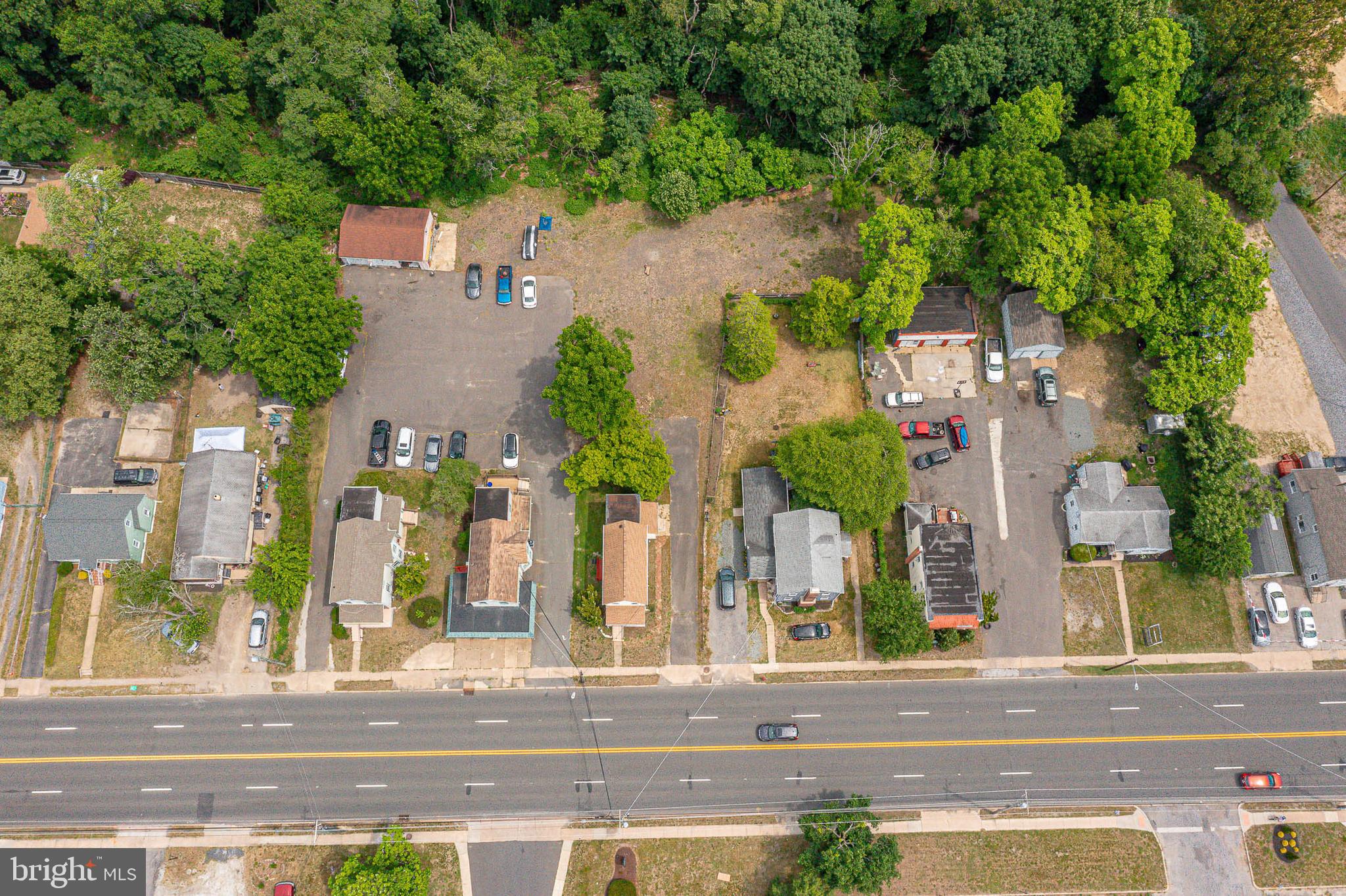 233 WHITE HORSE PIKE