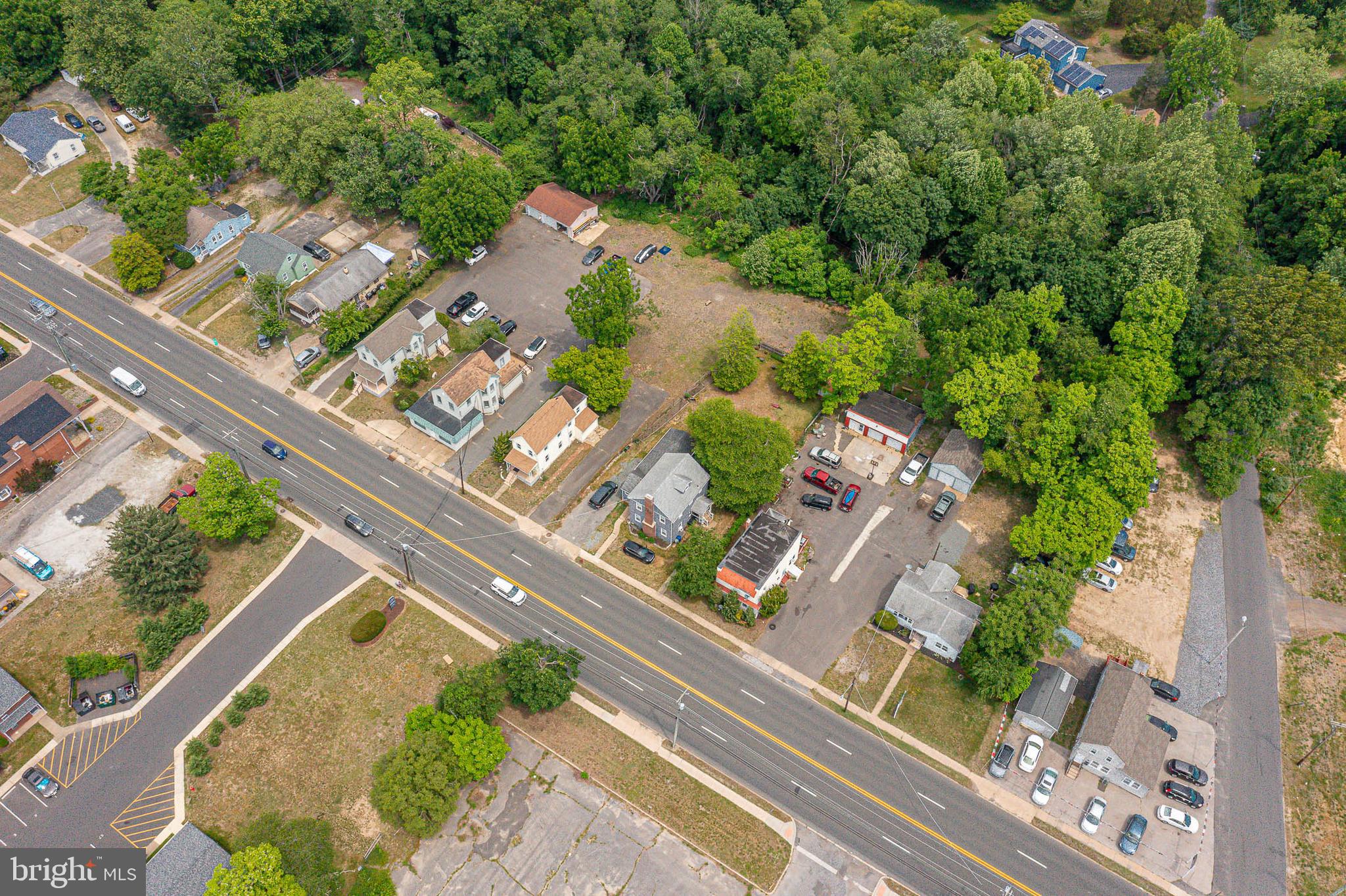 233 WHITE HORSE PIKE