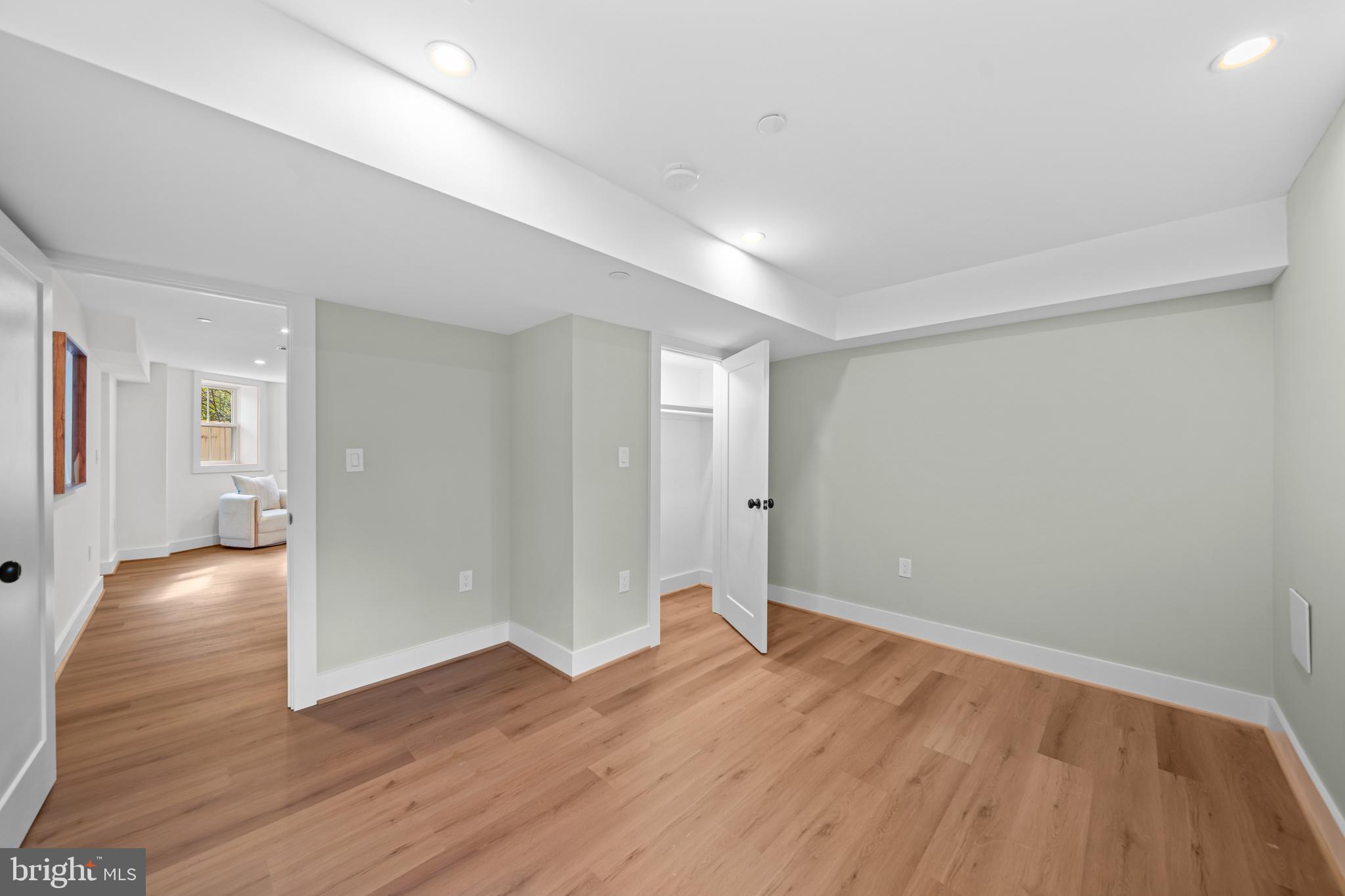 TAKOMA PARK - Residential