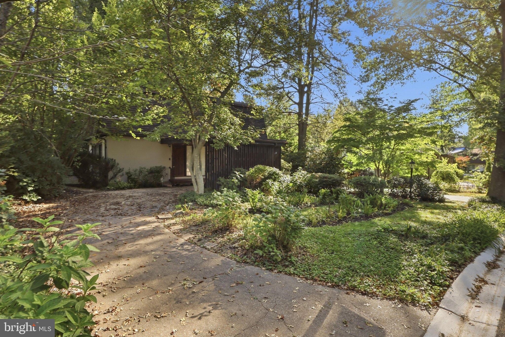 10124 PASTURE GATE LANE