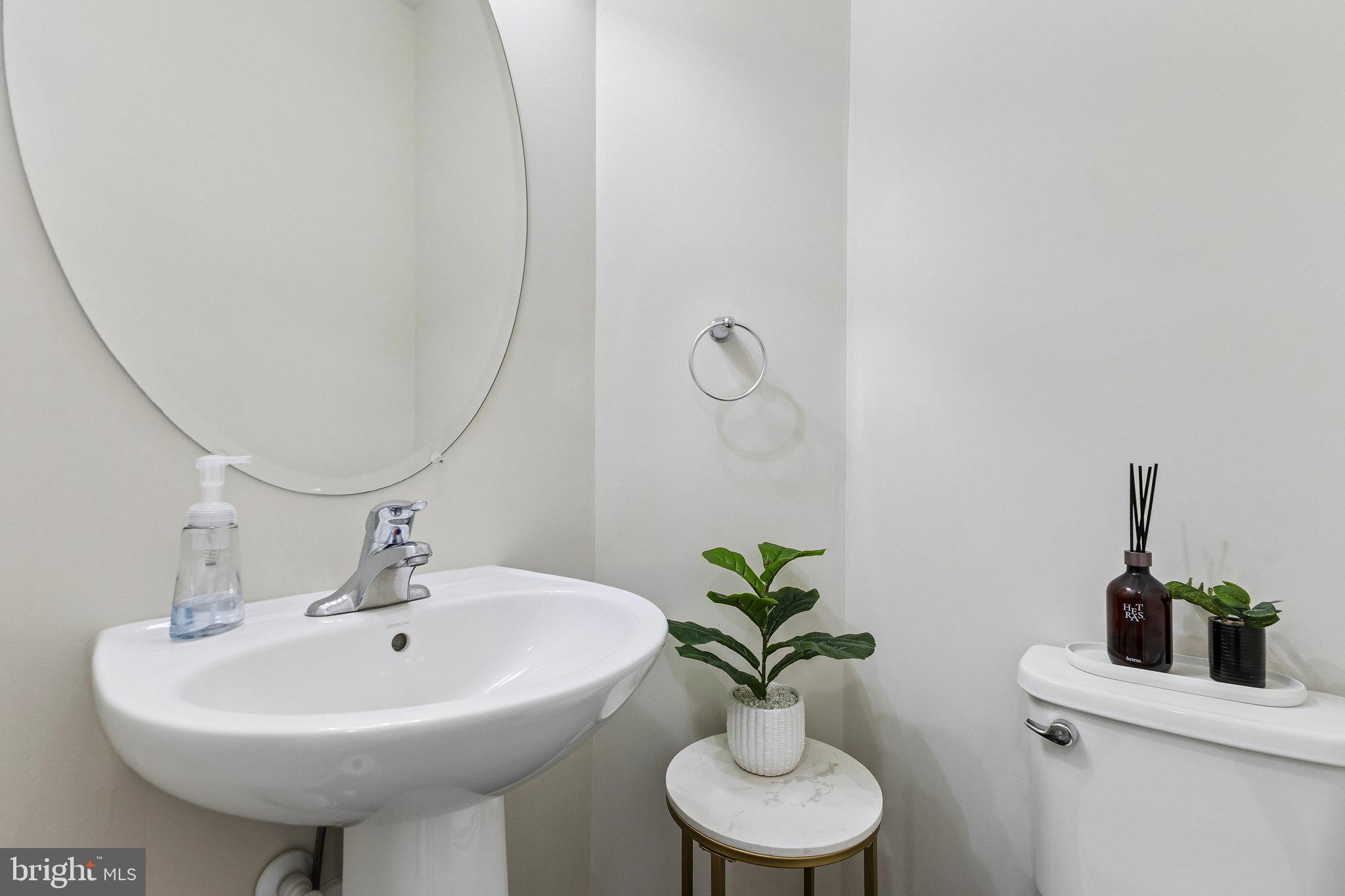 CHERRY HILL CROSSING CONDOMINIUM - Residential