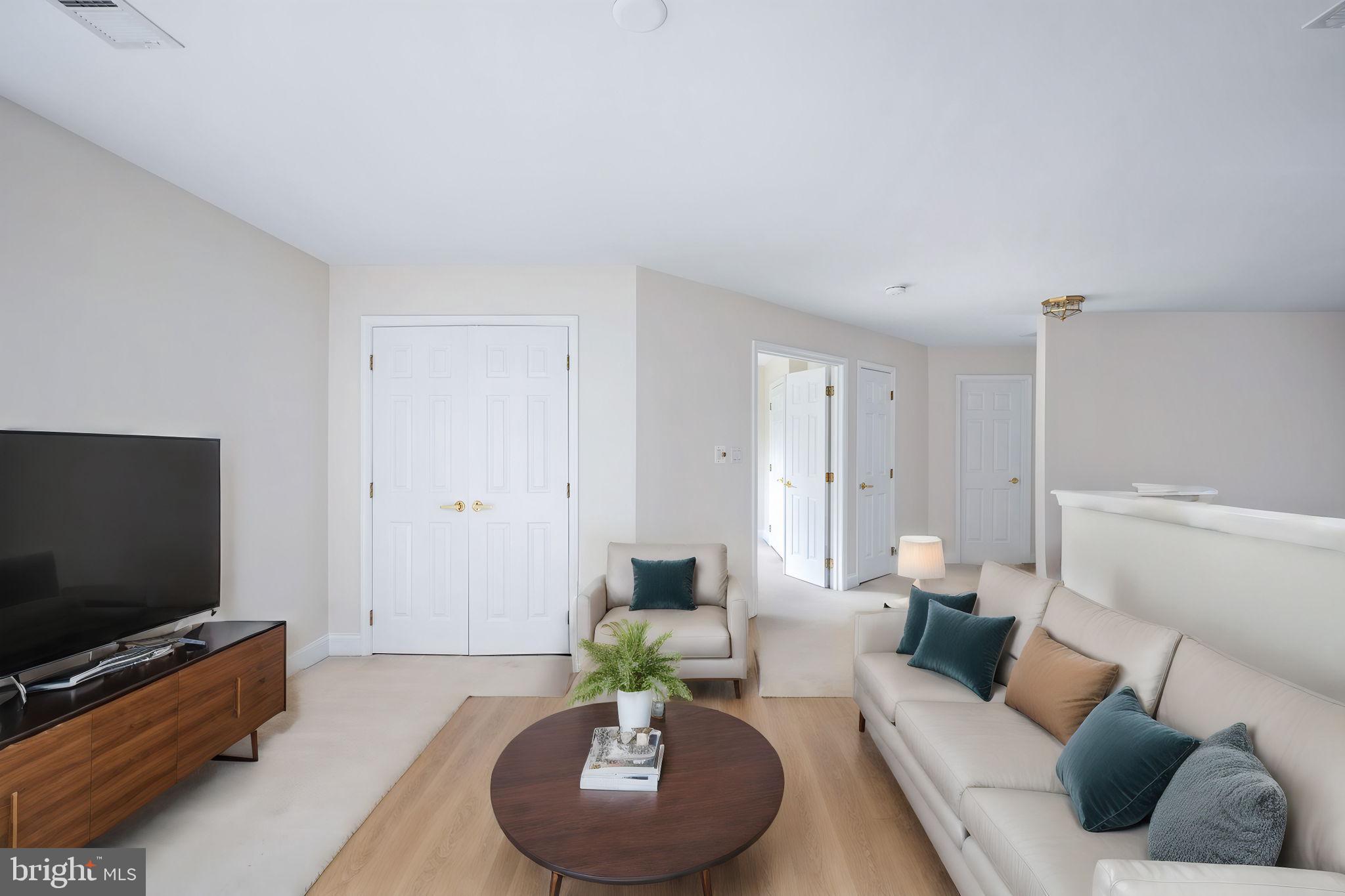 HERITAGE HUNT - Residential