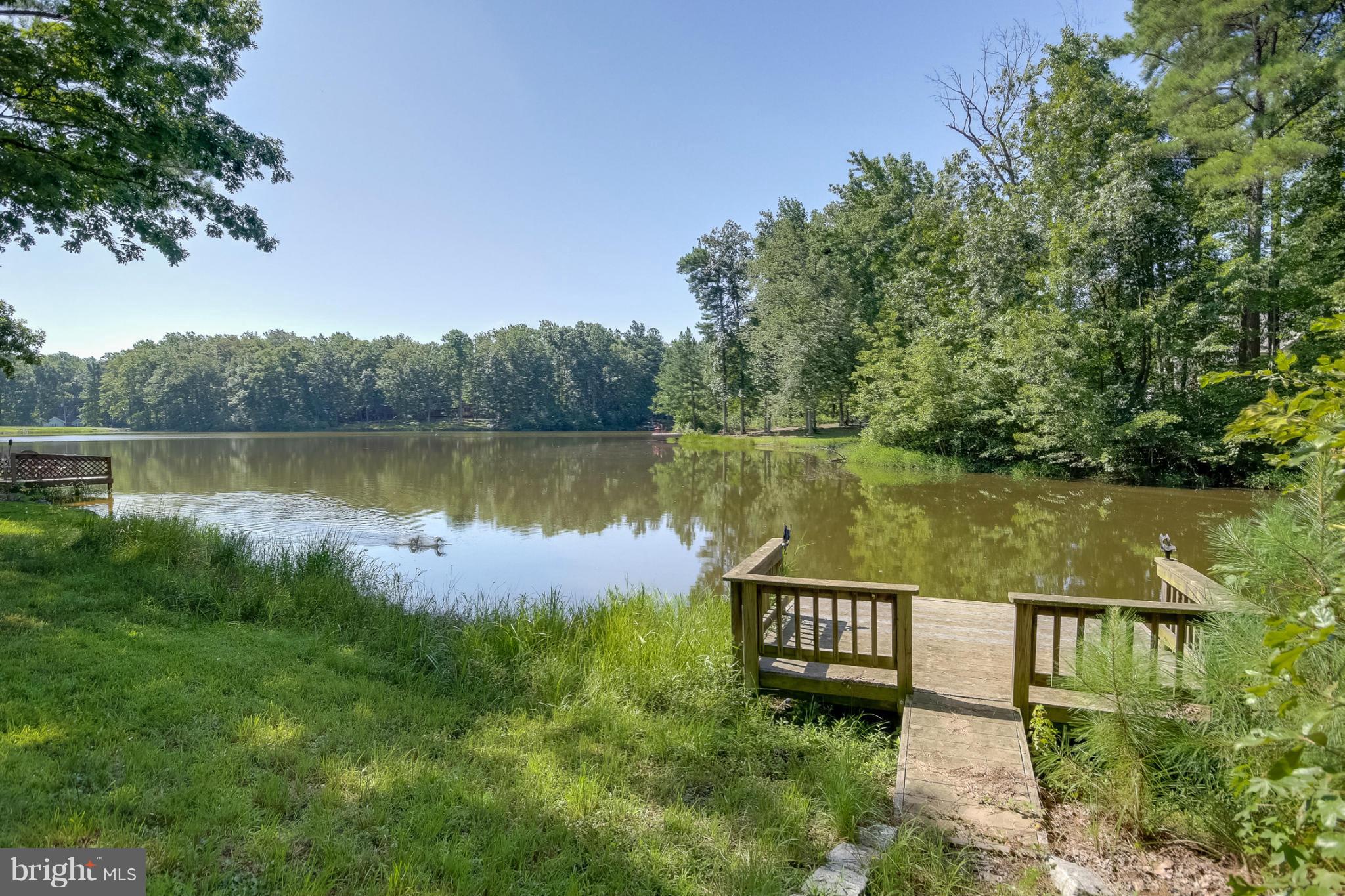 LAKE LAND - Residential