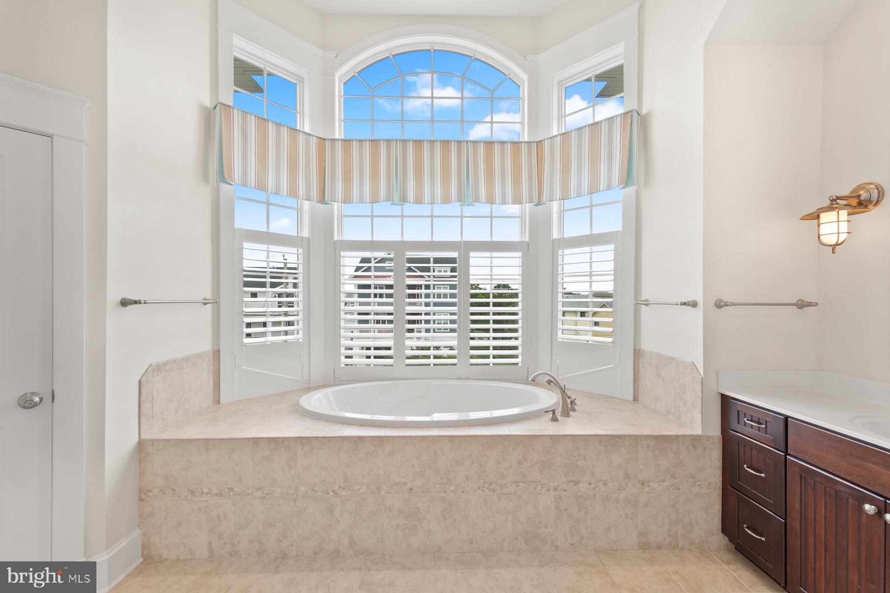 BAYVIEW PARK - Residential