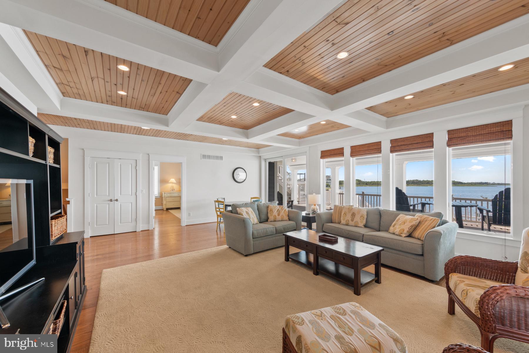 BAYVIEW PARK - Residential