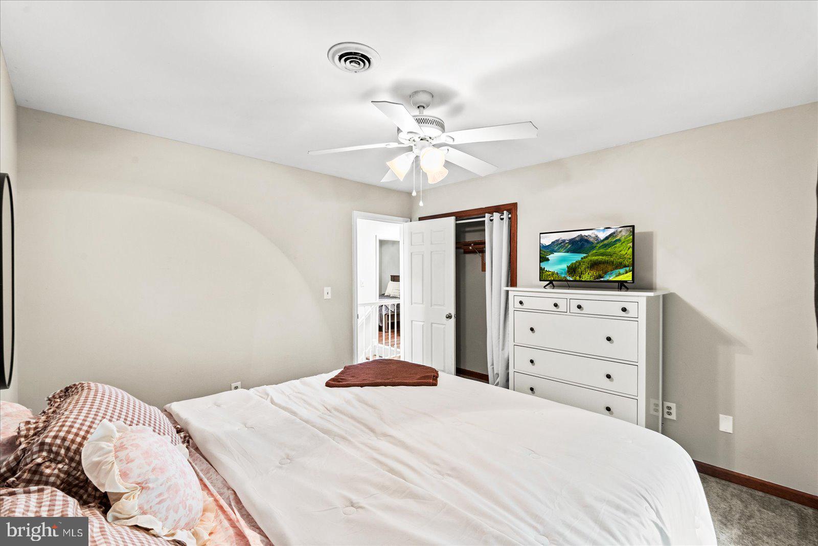 BAYBERRY ESTATES - Residential