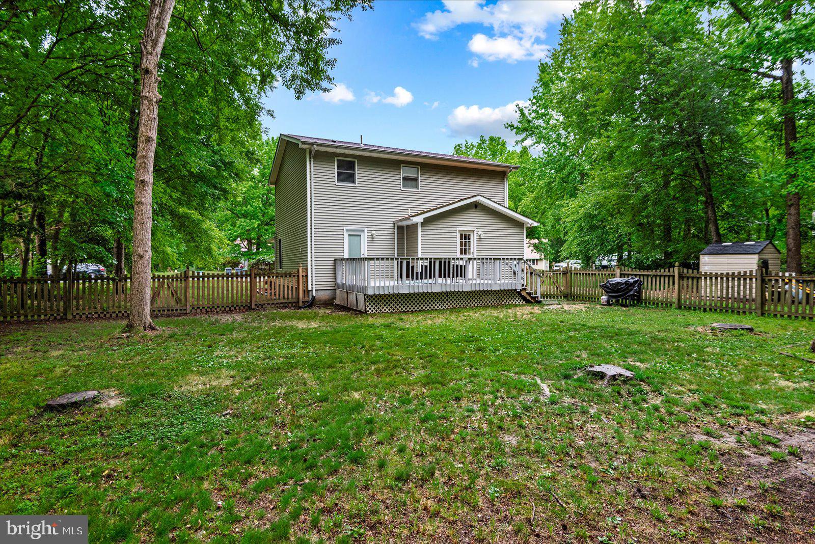 BAYBERRY ESTATES - Residential
