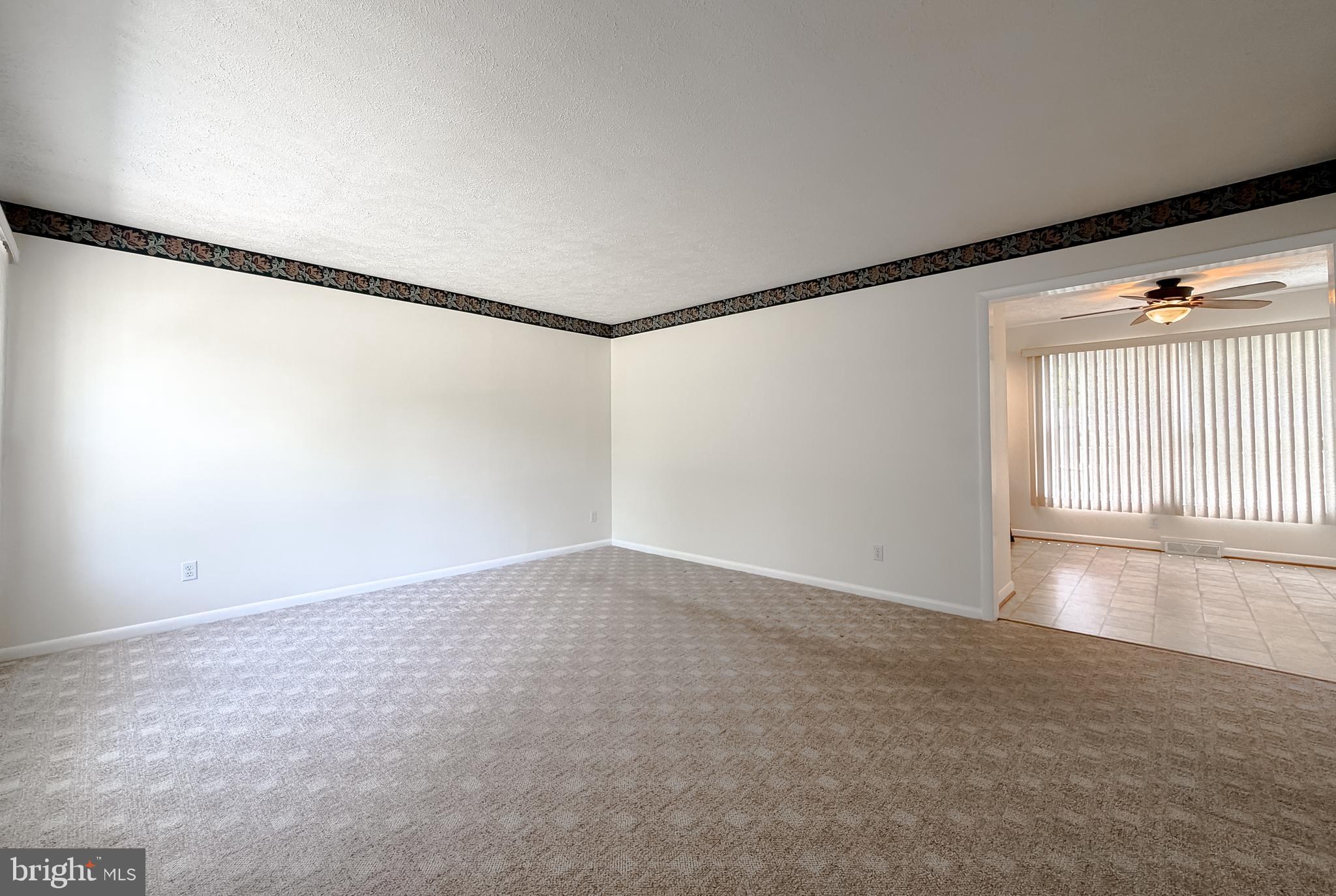 N HOLLYWOOD - Residential