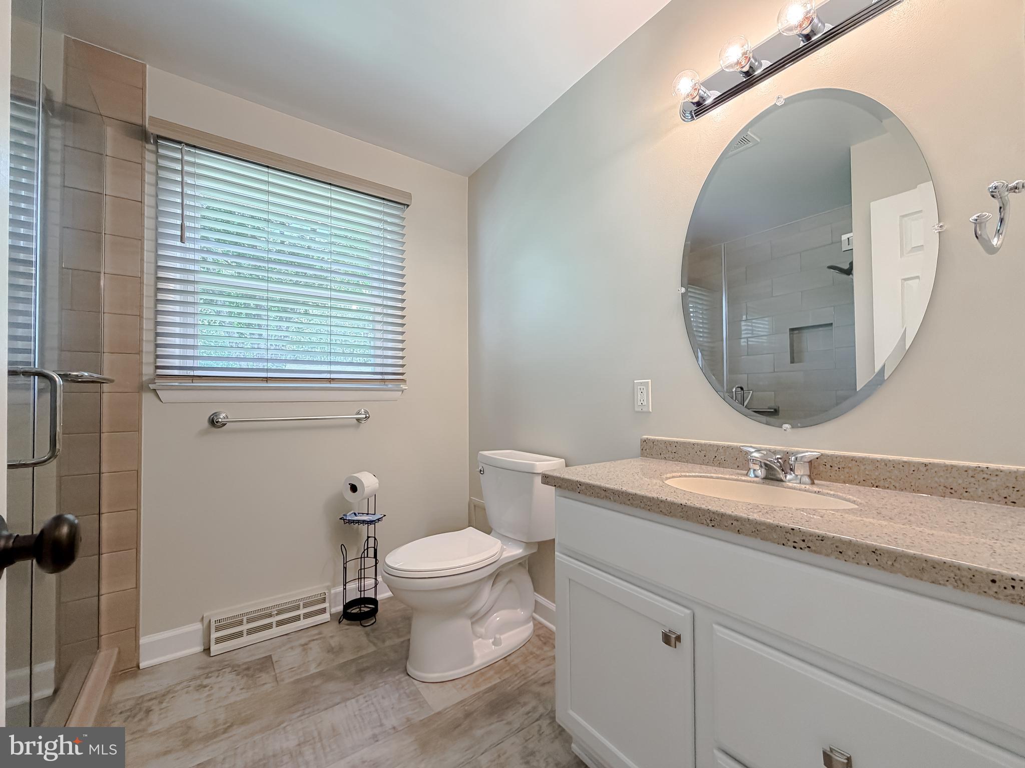 N HOLLYWOOD - Residential