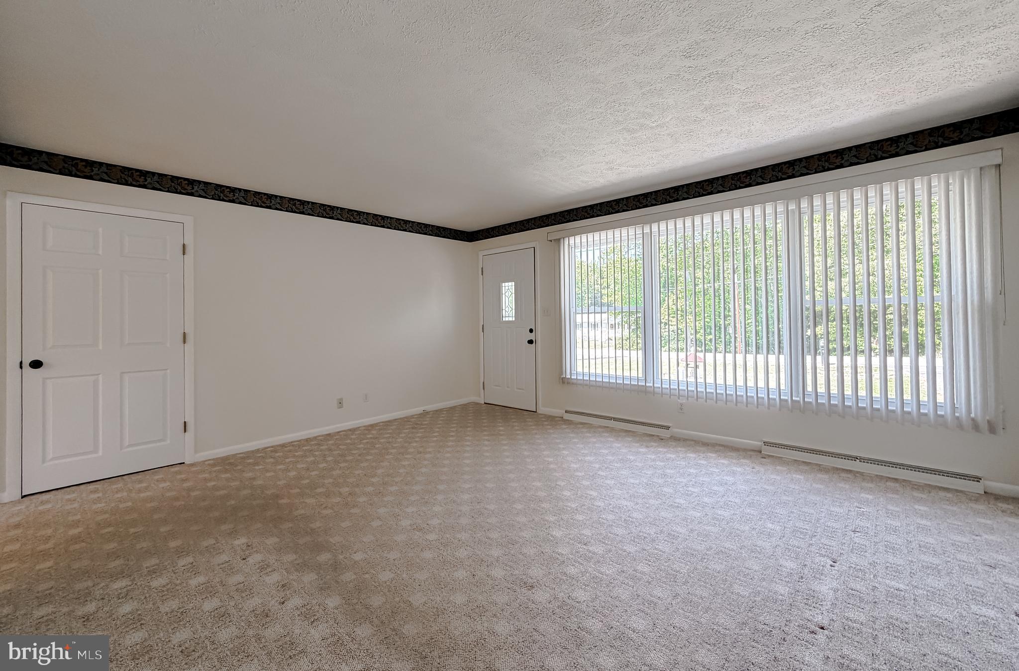 N HOLLYWOOD - Residential