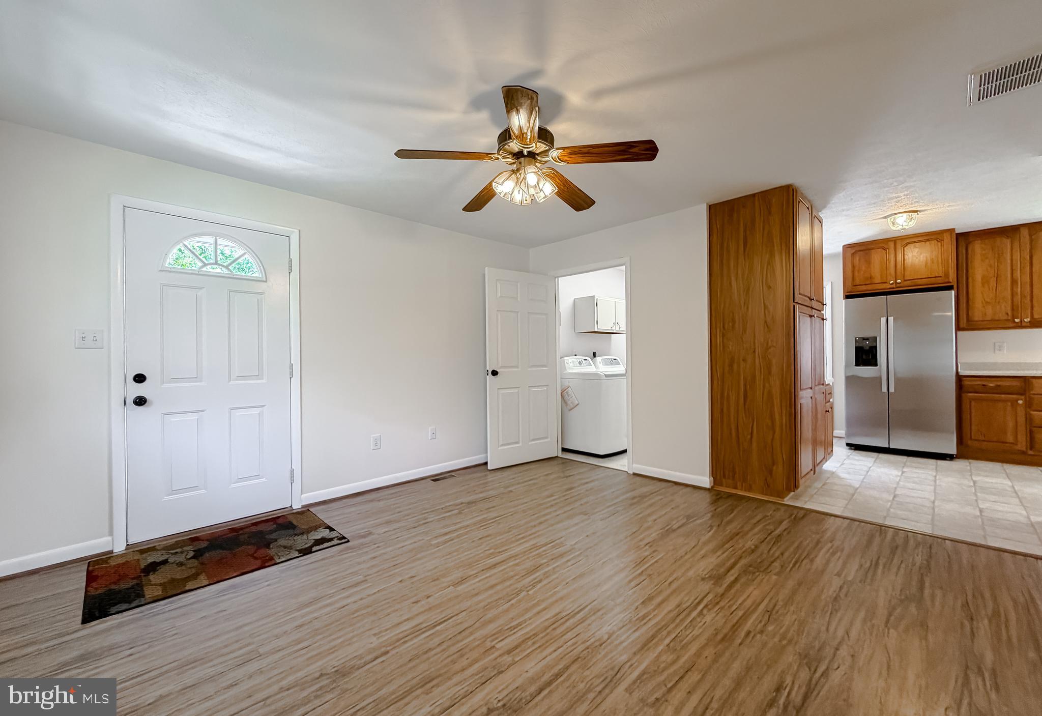 N HOLLYWOOD - Residential