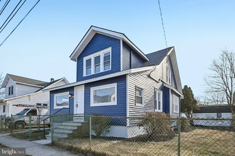 213 White Avenue, Marcus Hook, PA MLS: PADE2105370