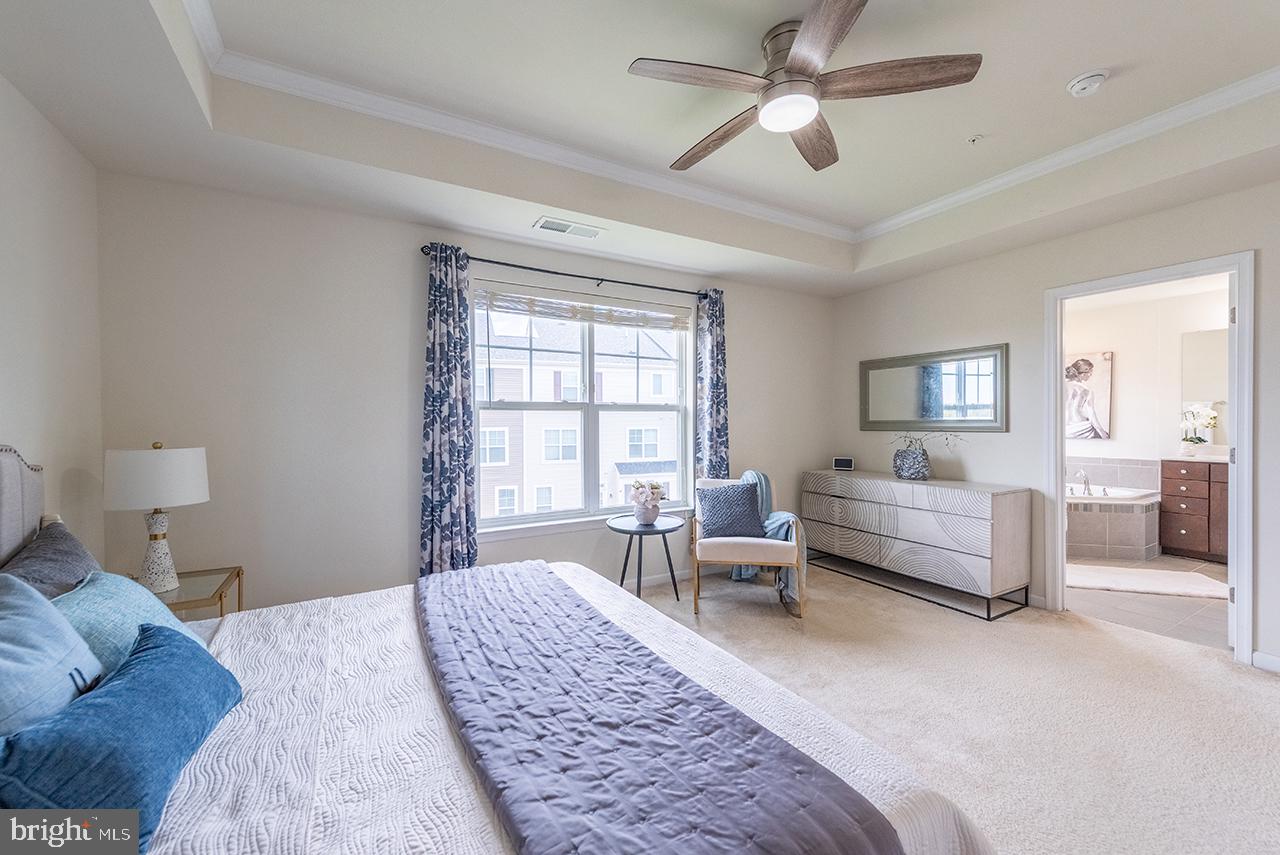 EAST GATE 3 CONDOMINIUM - Residential