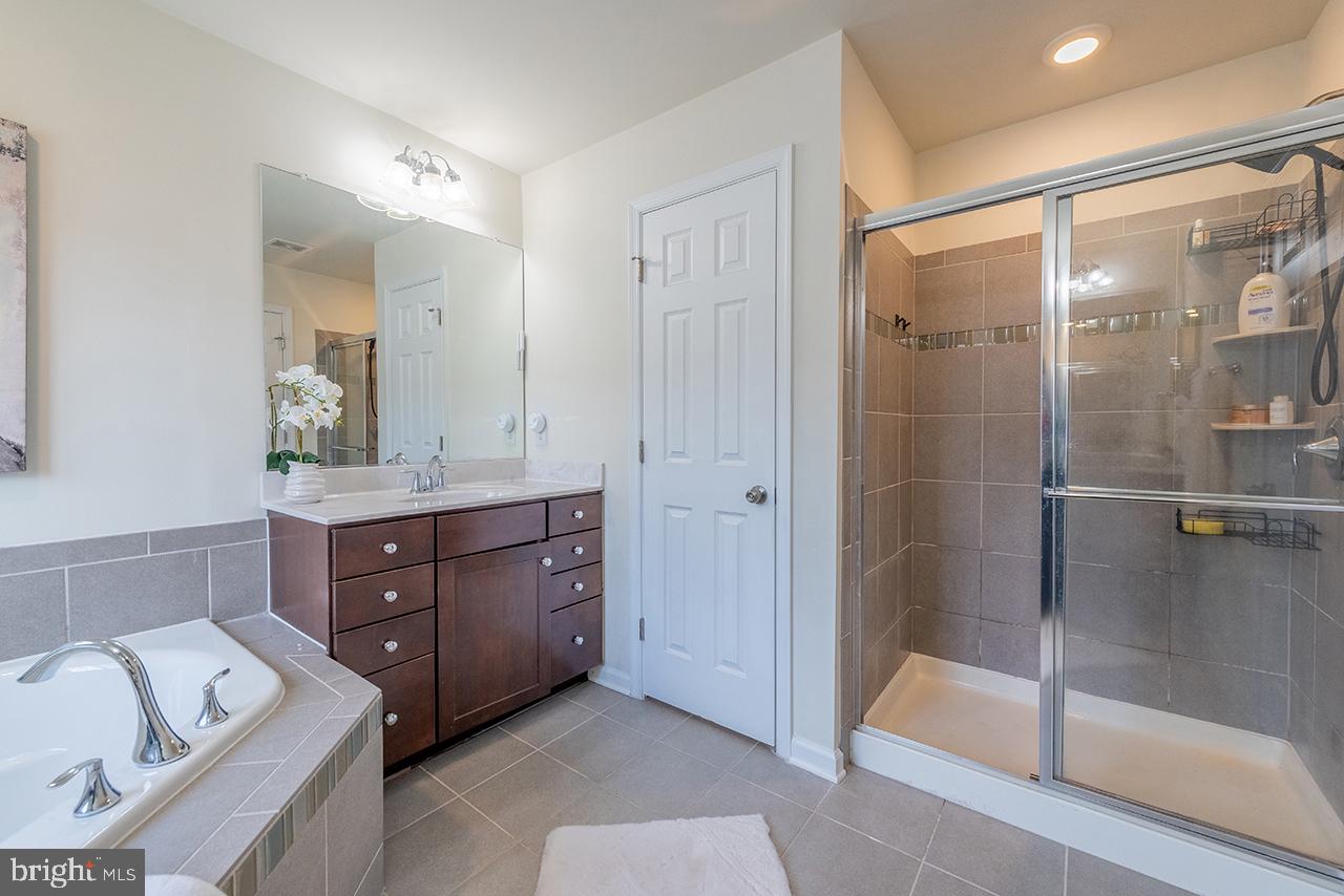 EAST GATE 3 CONDOMINIUM - Residential