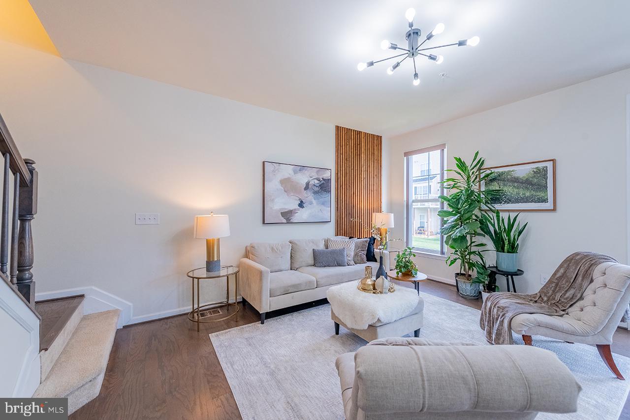 EAST GATE 3 CONDOMINIUM - Residential