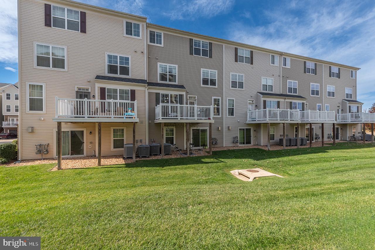 EAST GATE 3 CONDOMINIUM - Residential