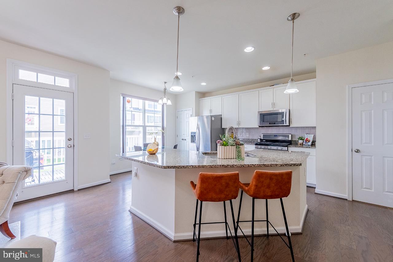 EAST GATE 3 CONDOMINIUM - Residential