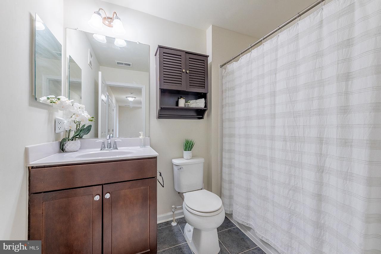 EAST GATE 3 CONDOMINIUM - Residential