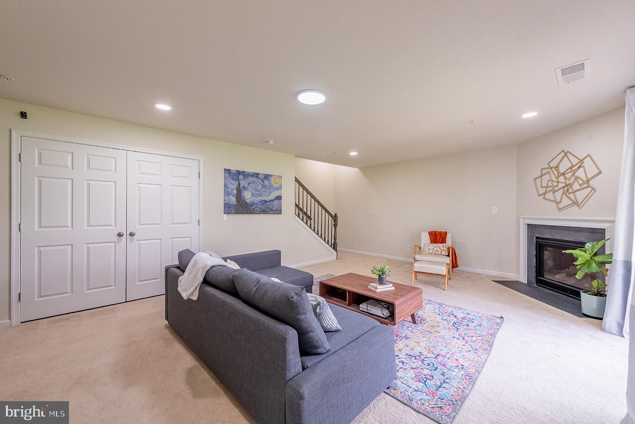 EAST GATE 3 CONDOMINIUM - Residential