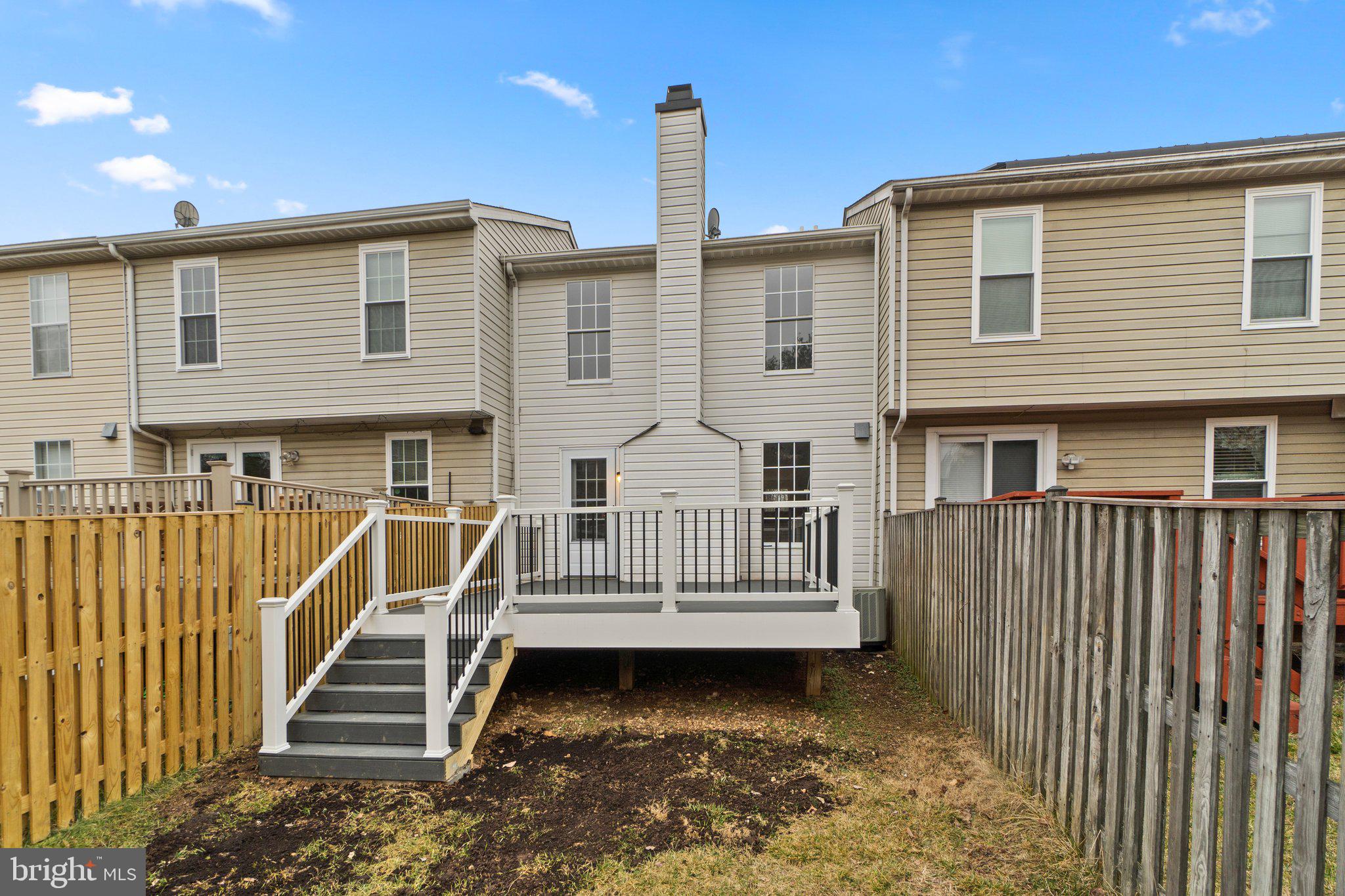 WINDSOR  MILL - Residential