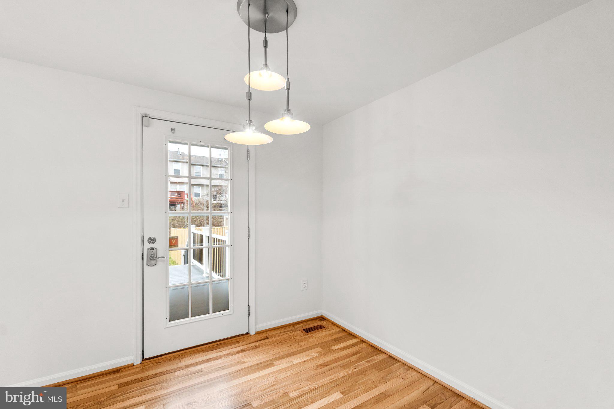 WINDSOR  MILL - Residential