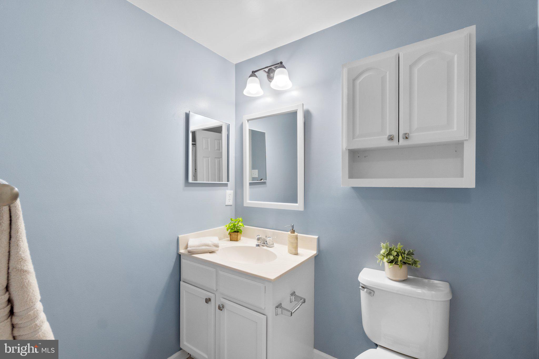 WINDSOR  MILL - Residential