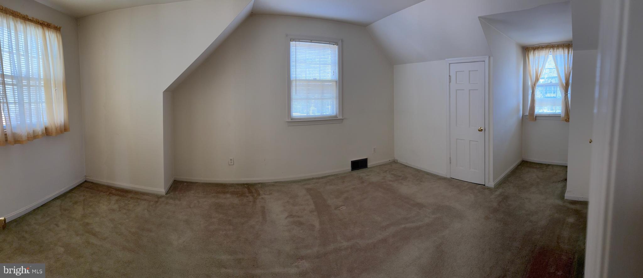 GLENBROOK KNOLLS - Residential