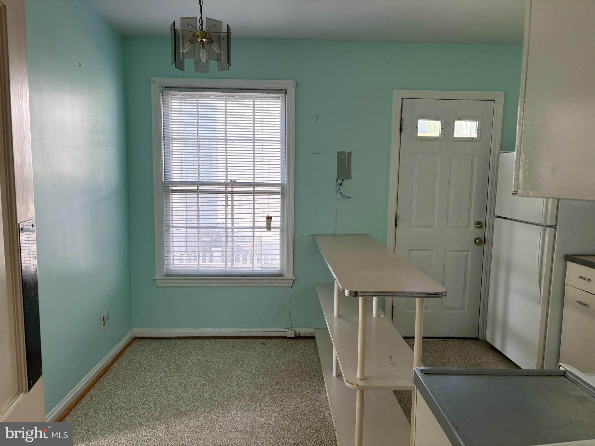 GLENBROOK KNOLLS - Residential